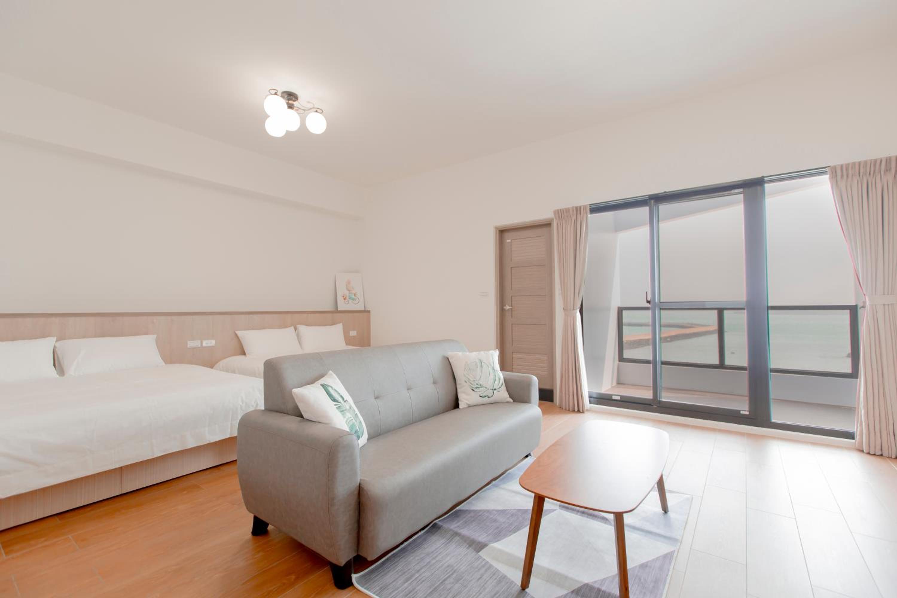 Quadruple Room with Sea View