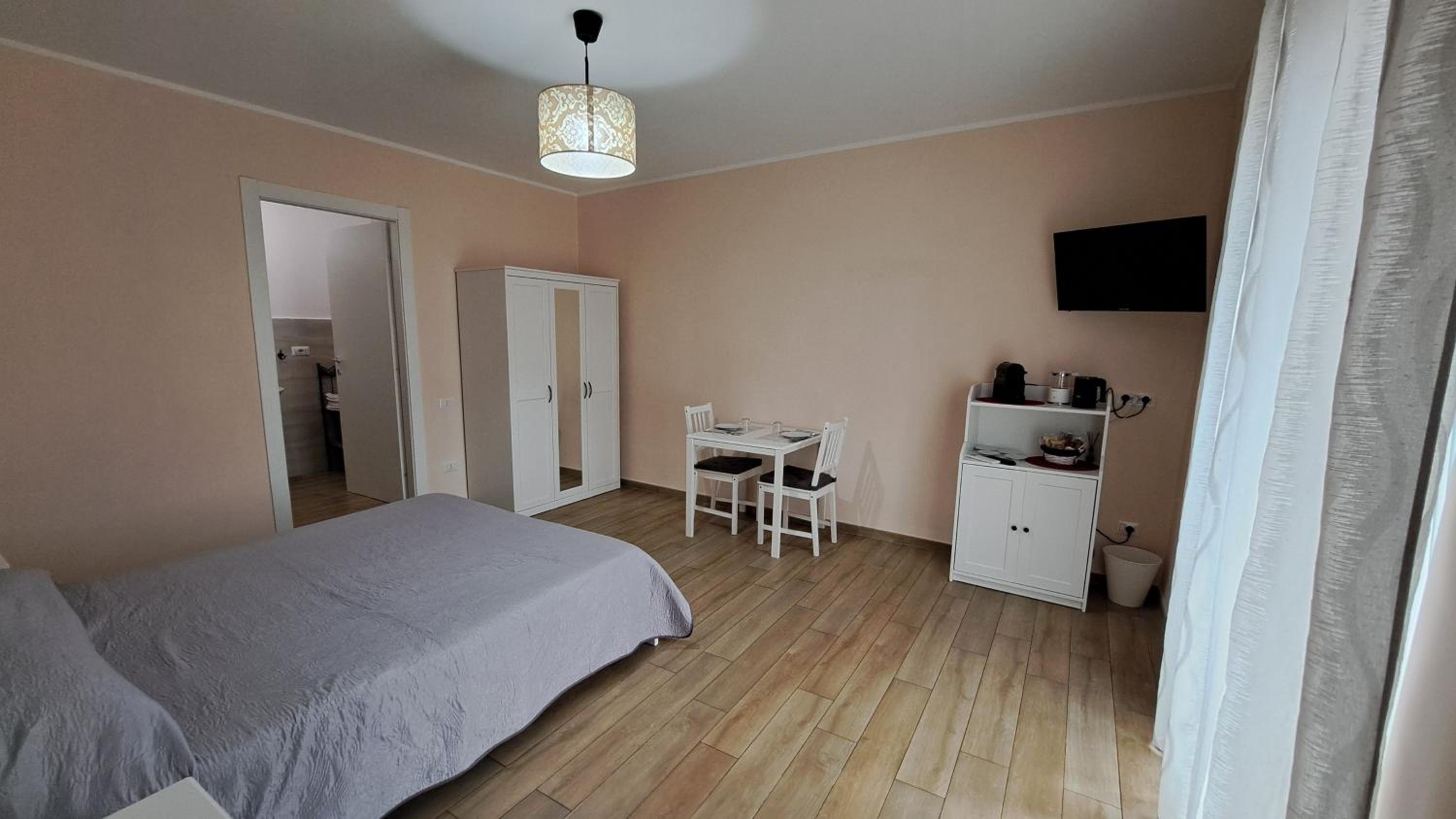 Double Room with Balcony and Sea View photo 3