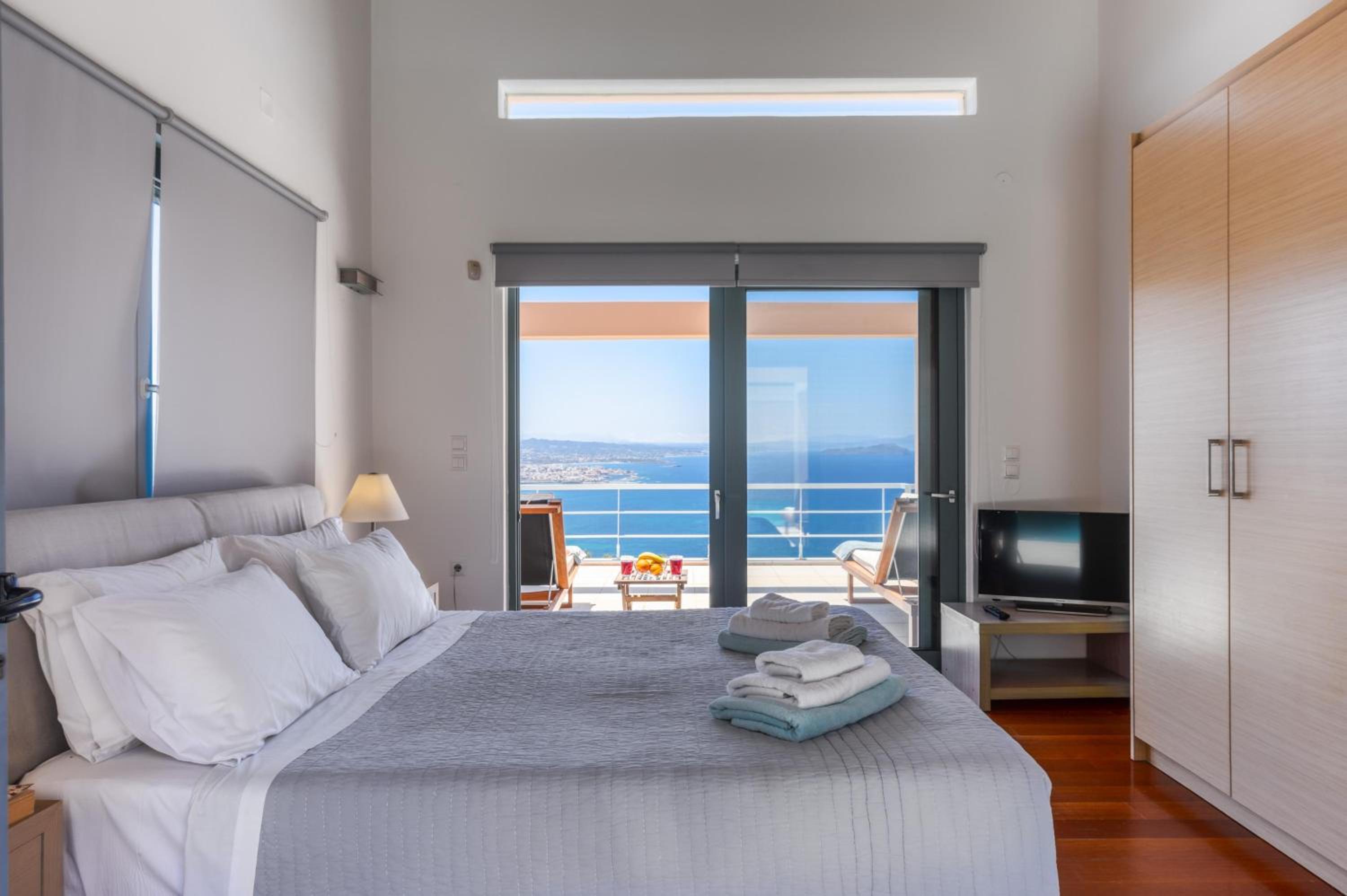 Unlimited Blue Chania One Bedroom Summer House