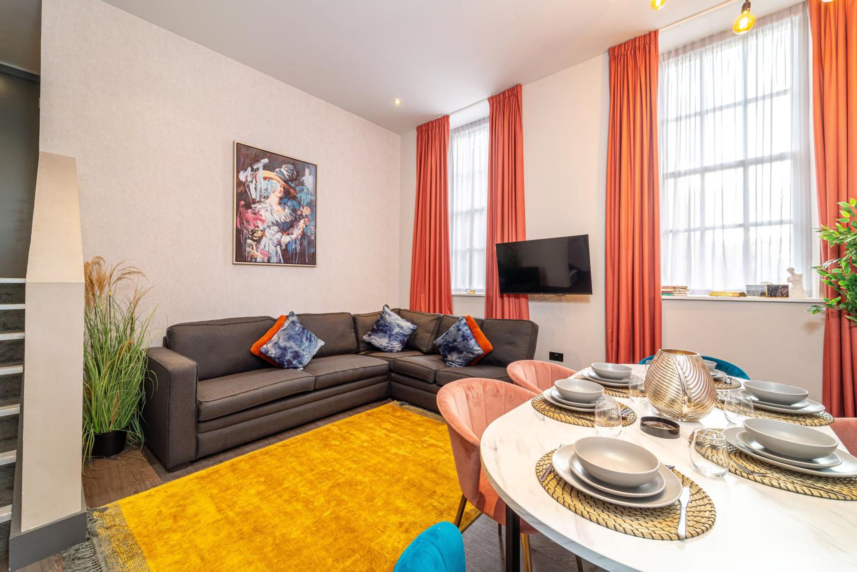 Apartment - Split Level photo 3