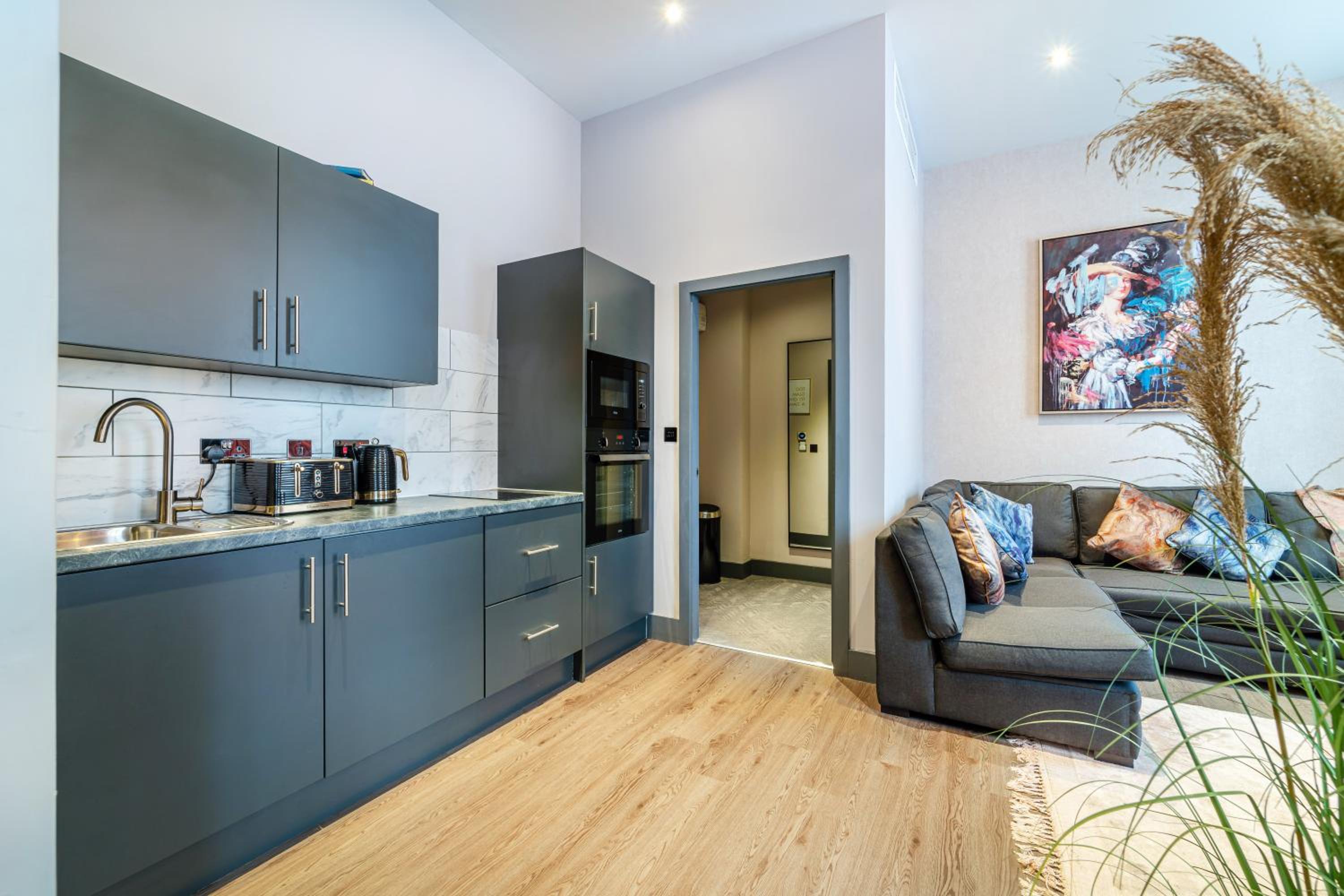 Studio Apartment photo 3