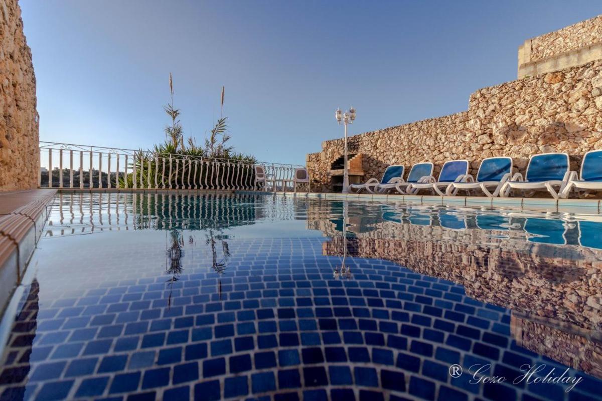 Villa with Private Pool photo 2