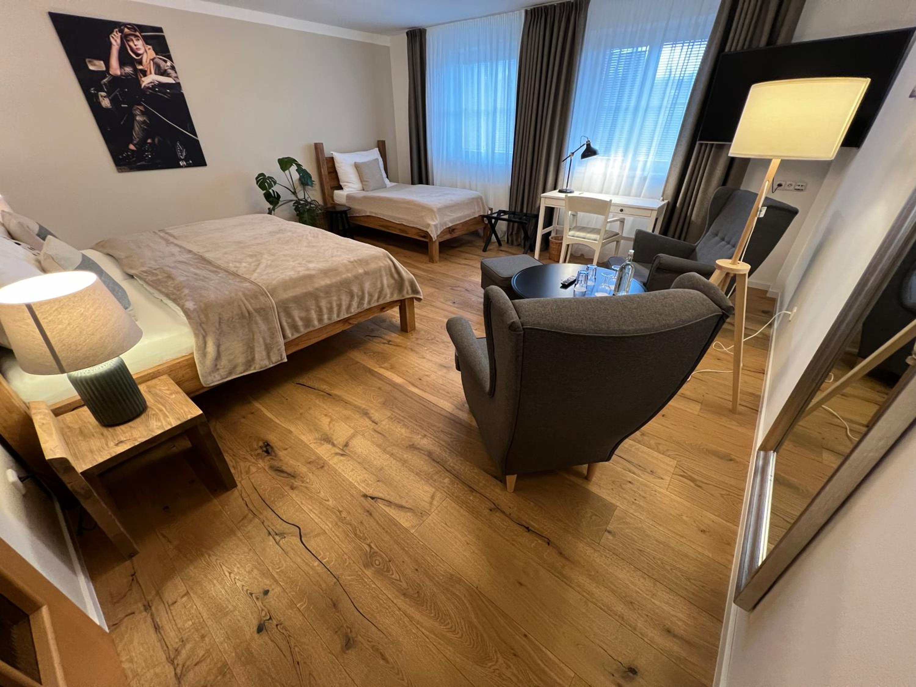 Standard Double Room - Photo 5