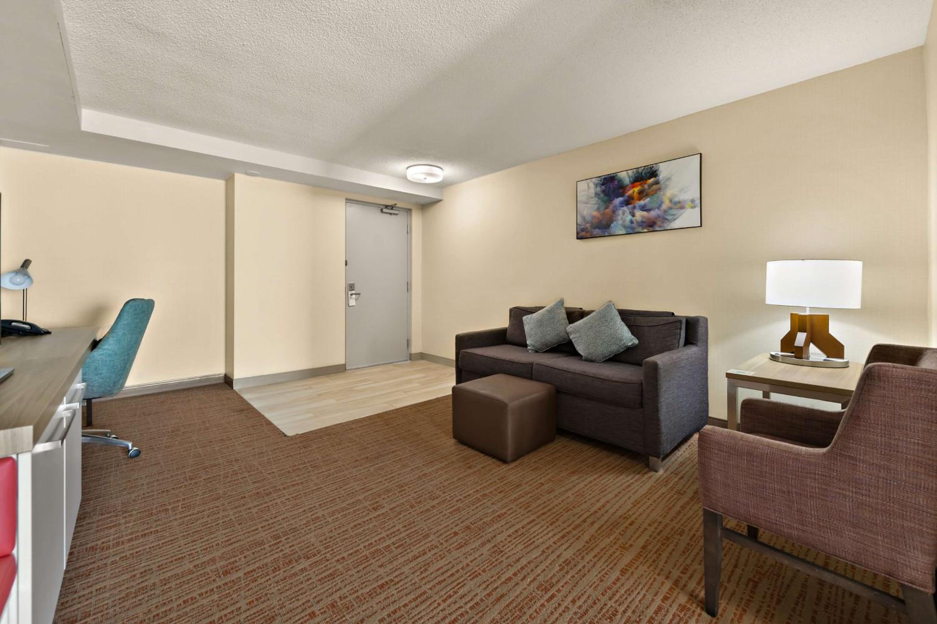 One-Bedroom King Suite with Sofa Bed - Photo 1