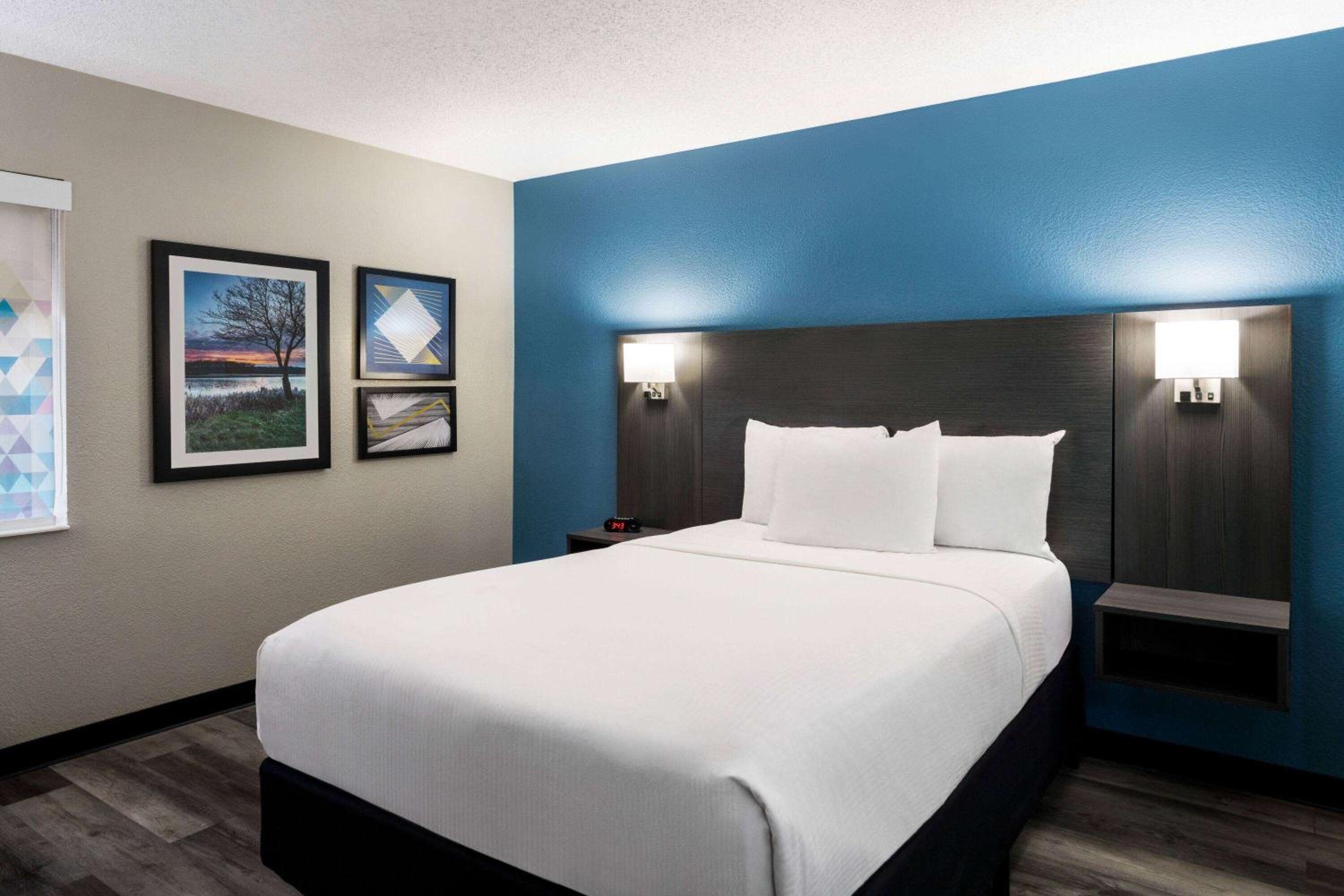 Double Room - Disability Access - Photo 1