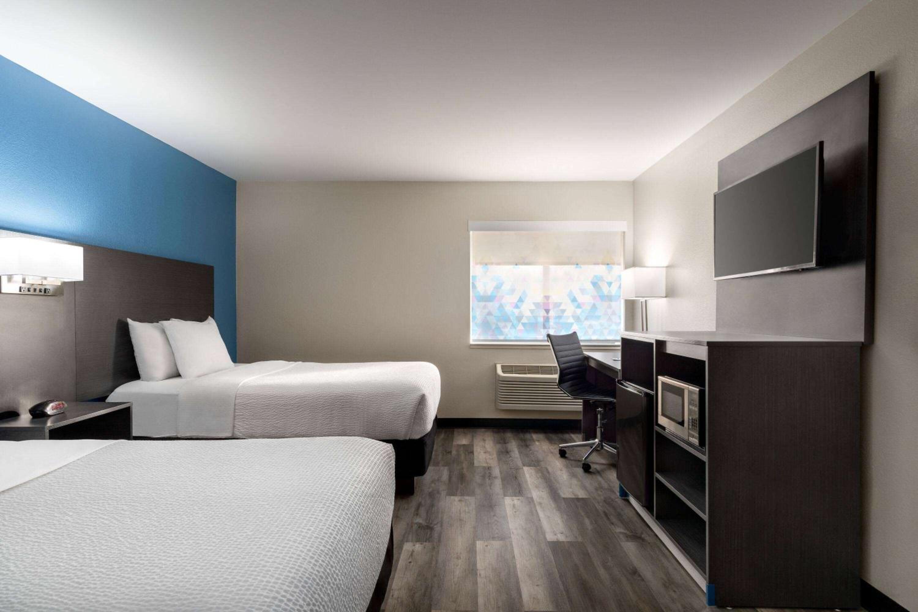 Double Room with Two Double Beds - Photo 1