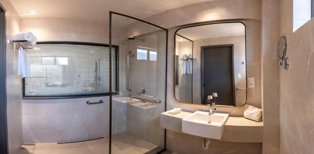 Presidential Suite photo 2