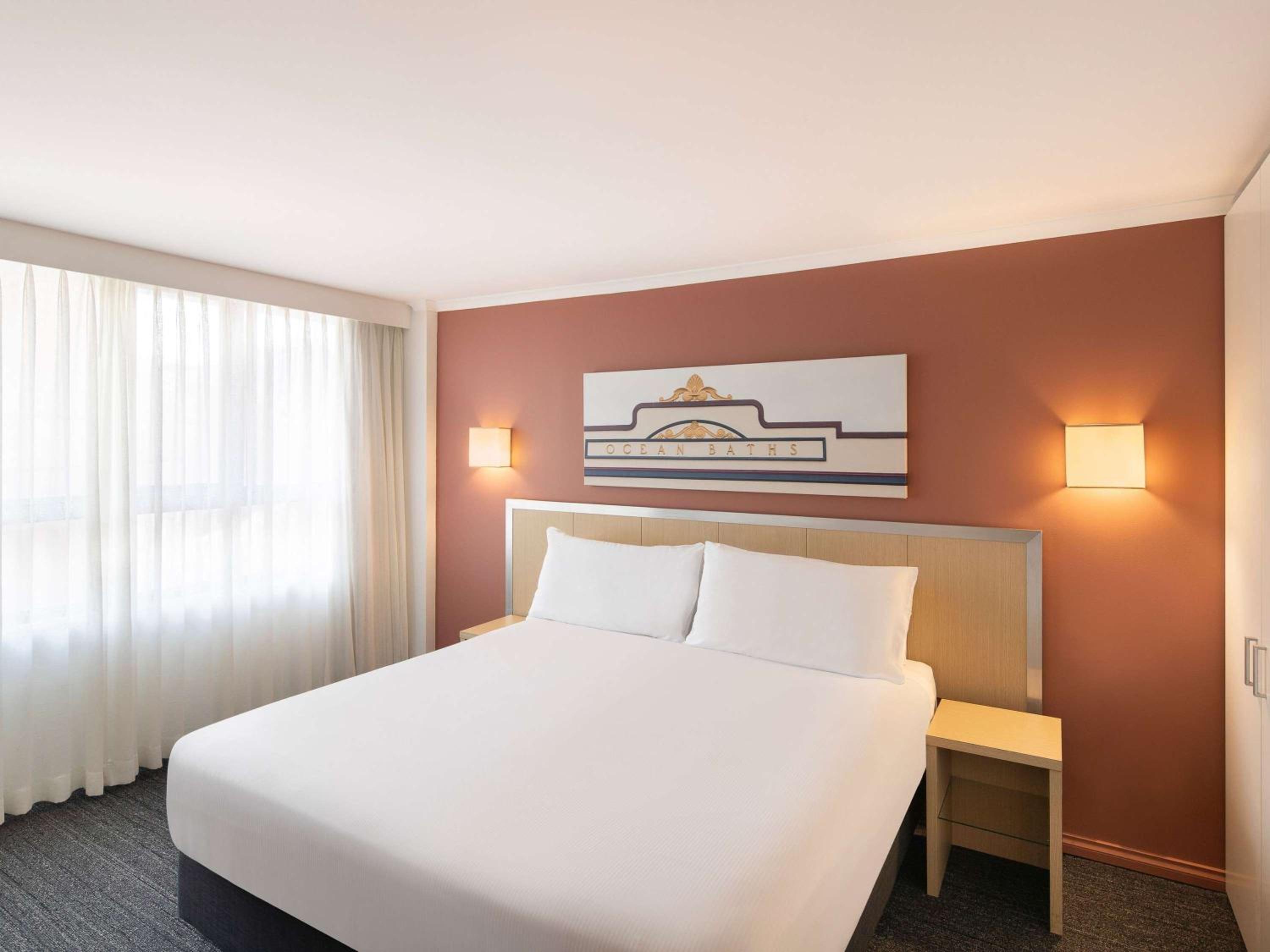 Standard King Room - Photo 6