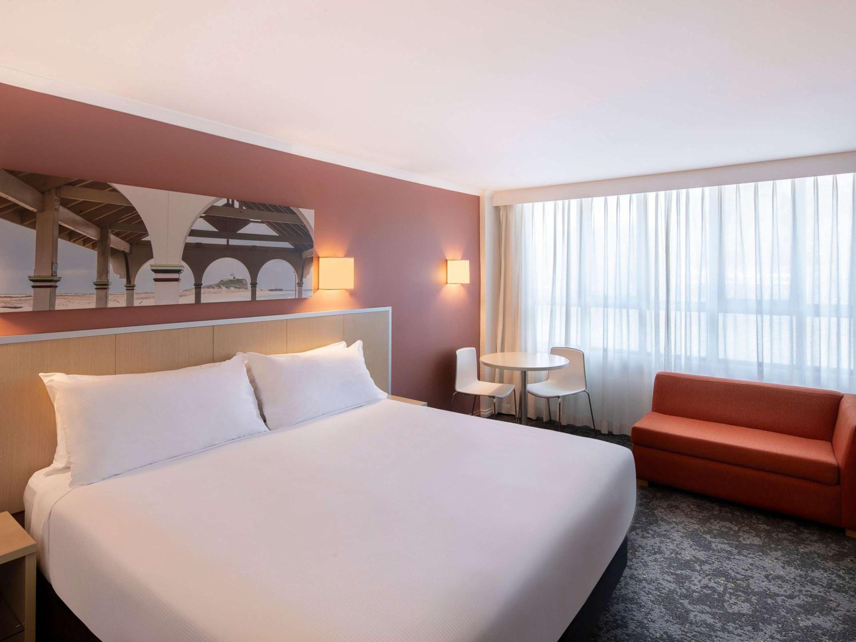 Deluxe King Room - Photo 5