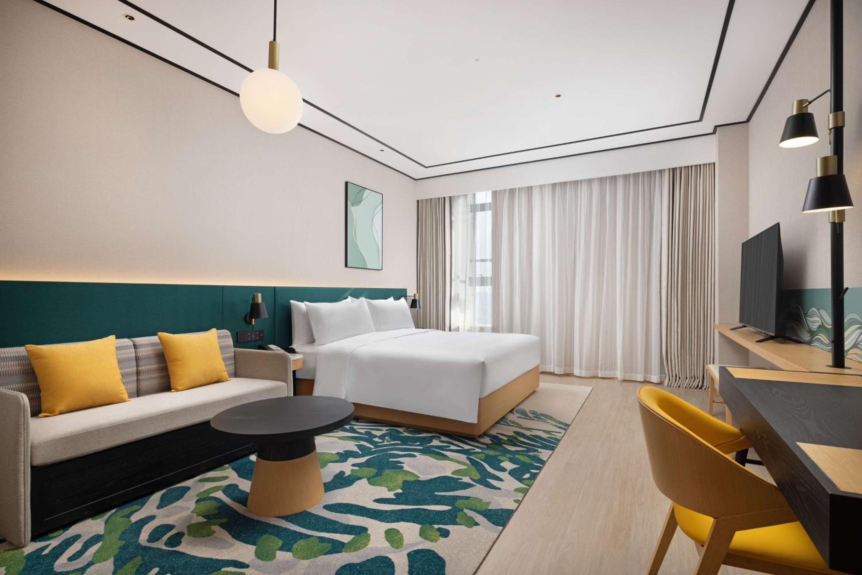 Superior King Room - Photo 2