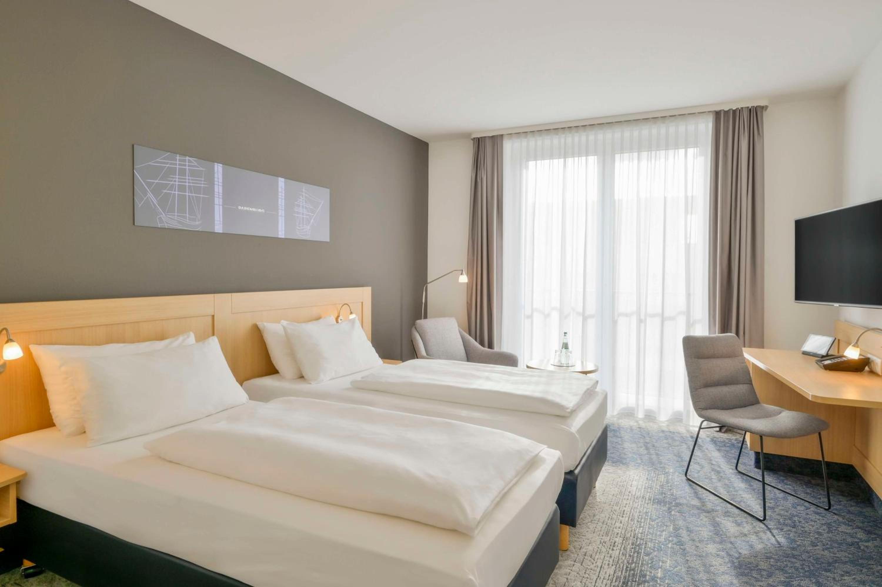 Standard Twin Room - Non-Smoking - Photo 6