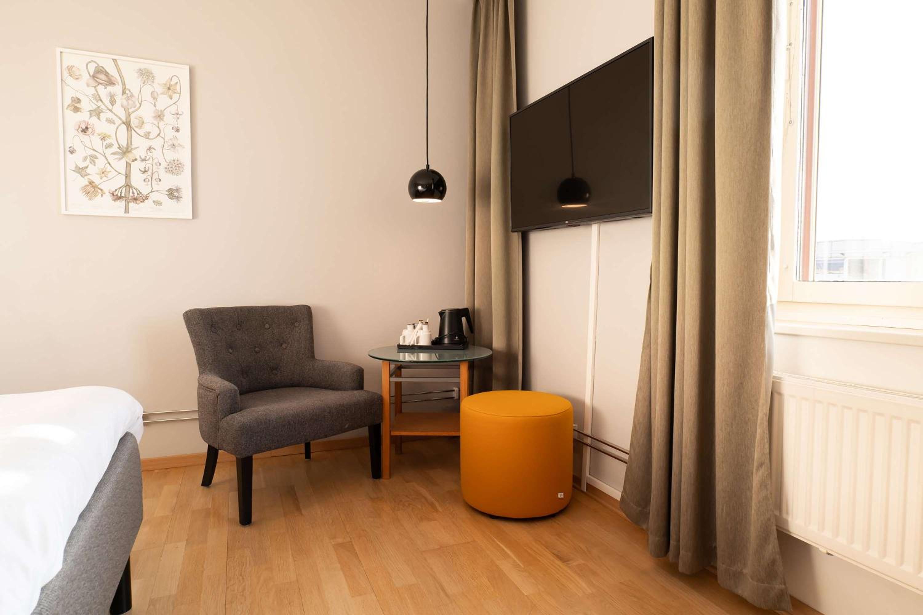 Superior Twin Room - Photo 4