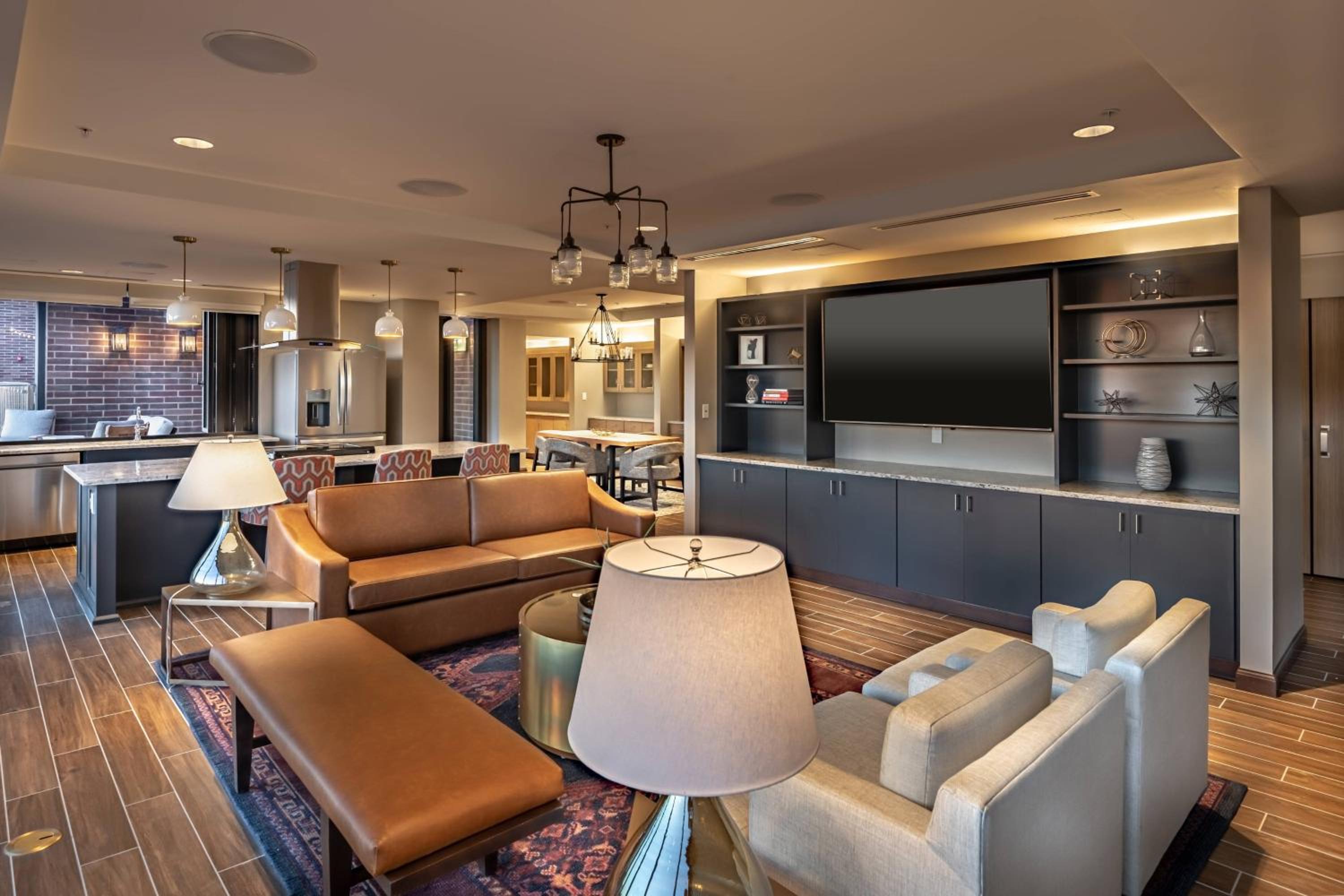 Larger One-Bedroom King Suite with Balcony, Sofa Bed and Roll-In Shower - Mobility Access