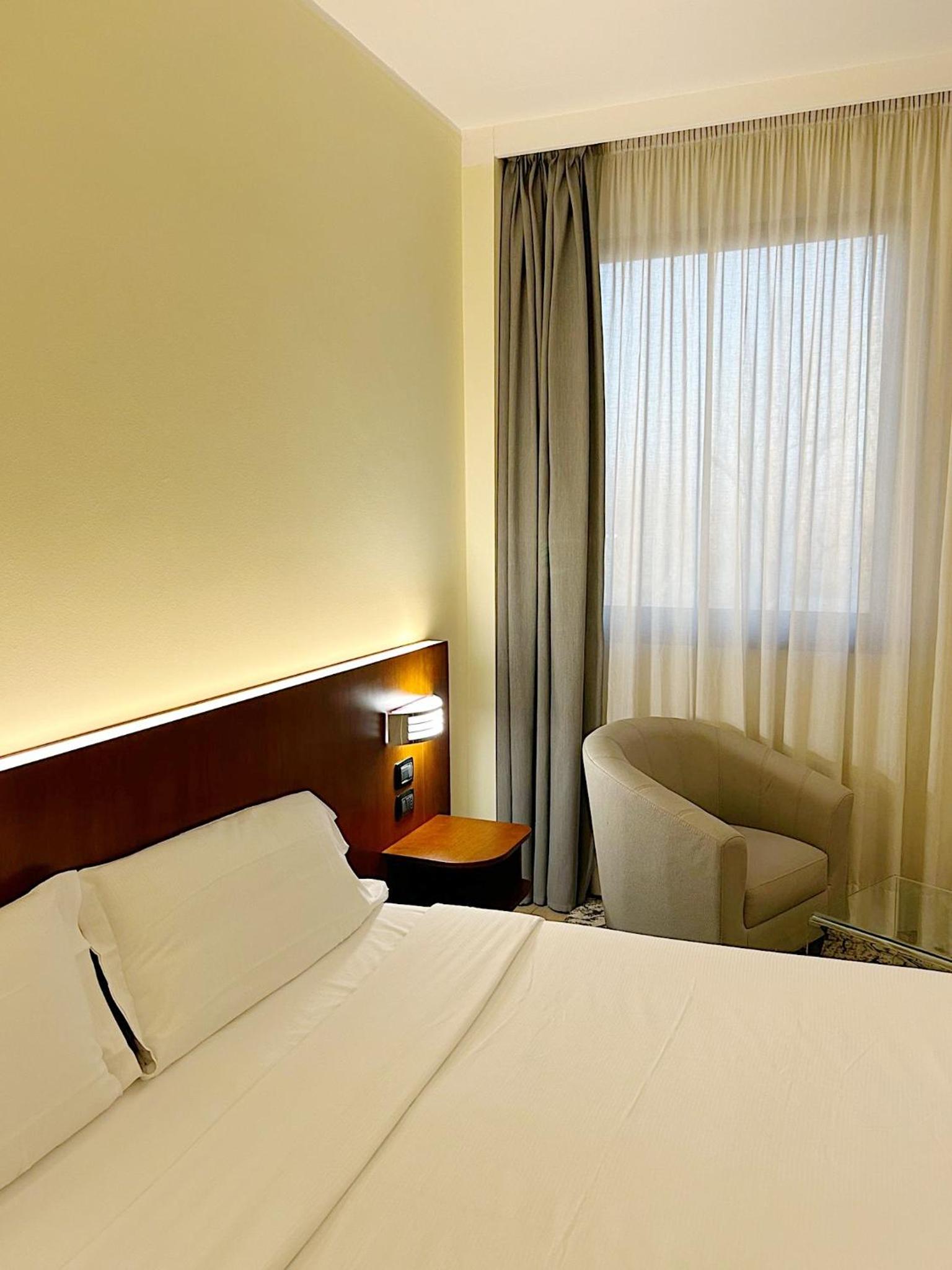 Double Room - Photo 1