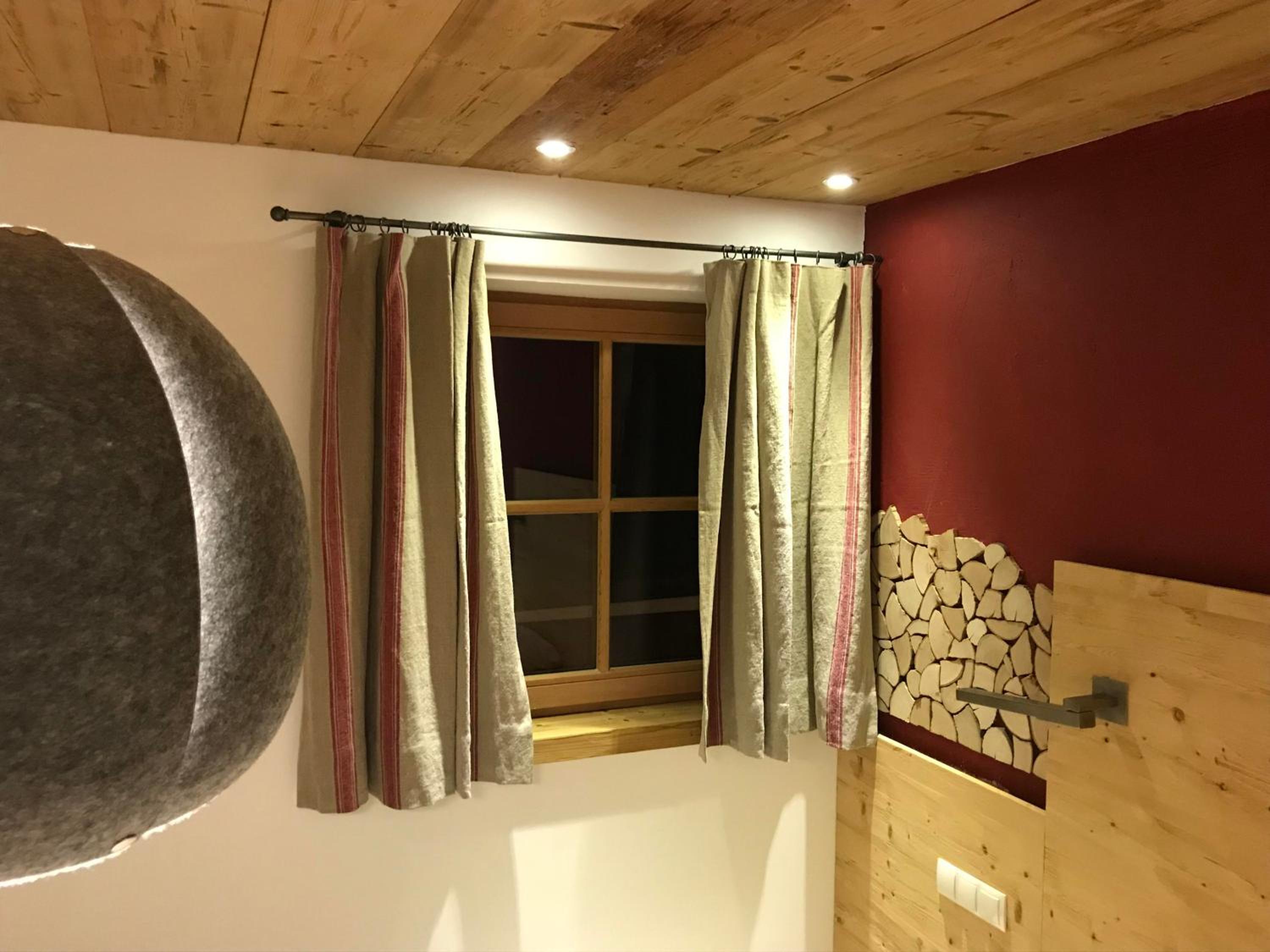 Studio With Shower photo 2