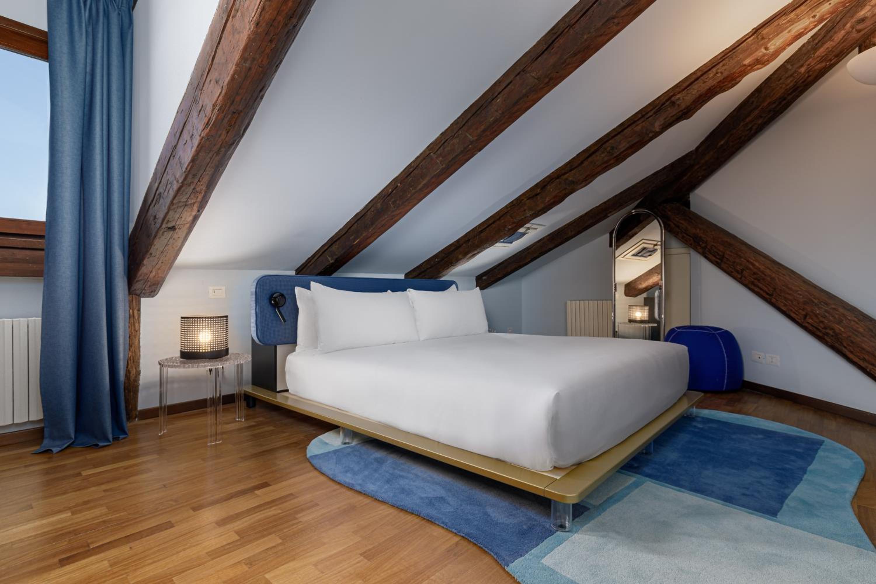 Two-Bedroom Apartment - Attic - Achillea photo 3