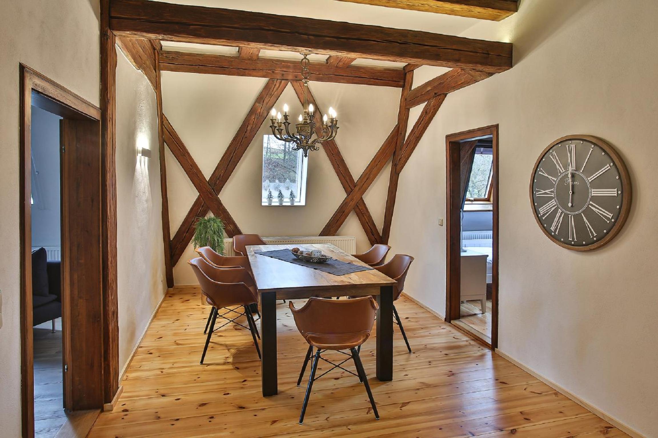 Three-Bedroom Apartment photo 2