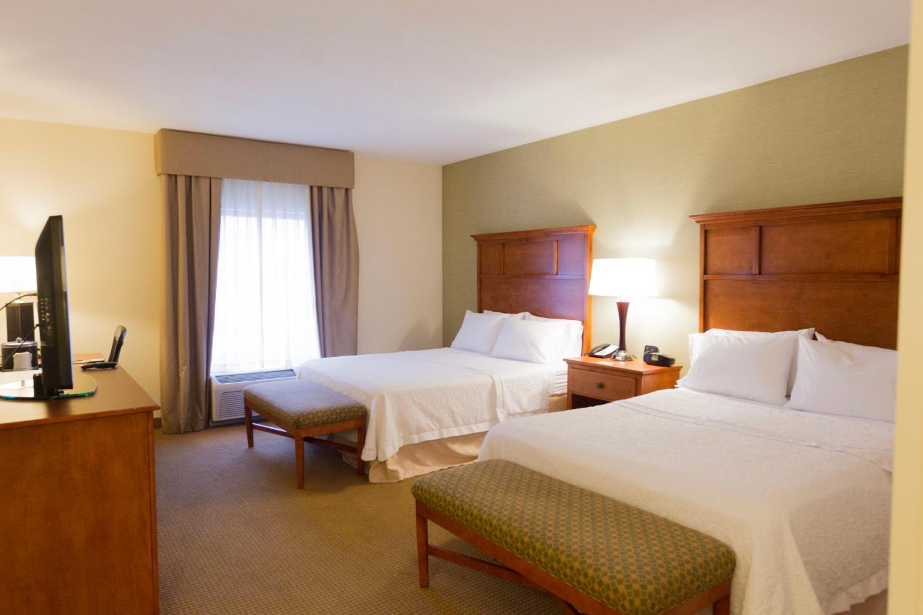 Queen Room with Two Queen Beds - Mobility and Hearing Access/Non-Smoking