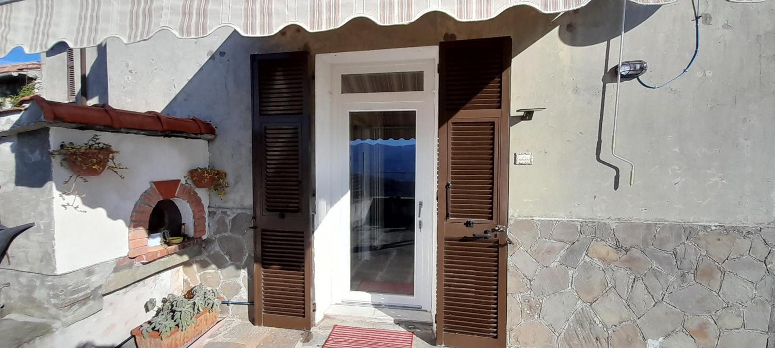 One-Bedroom Apartment - Photo 11