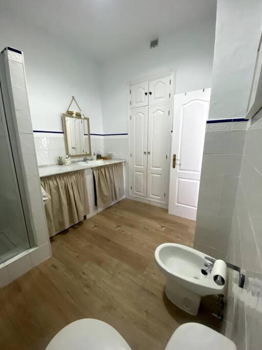 Two-Bedroom House photo 2