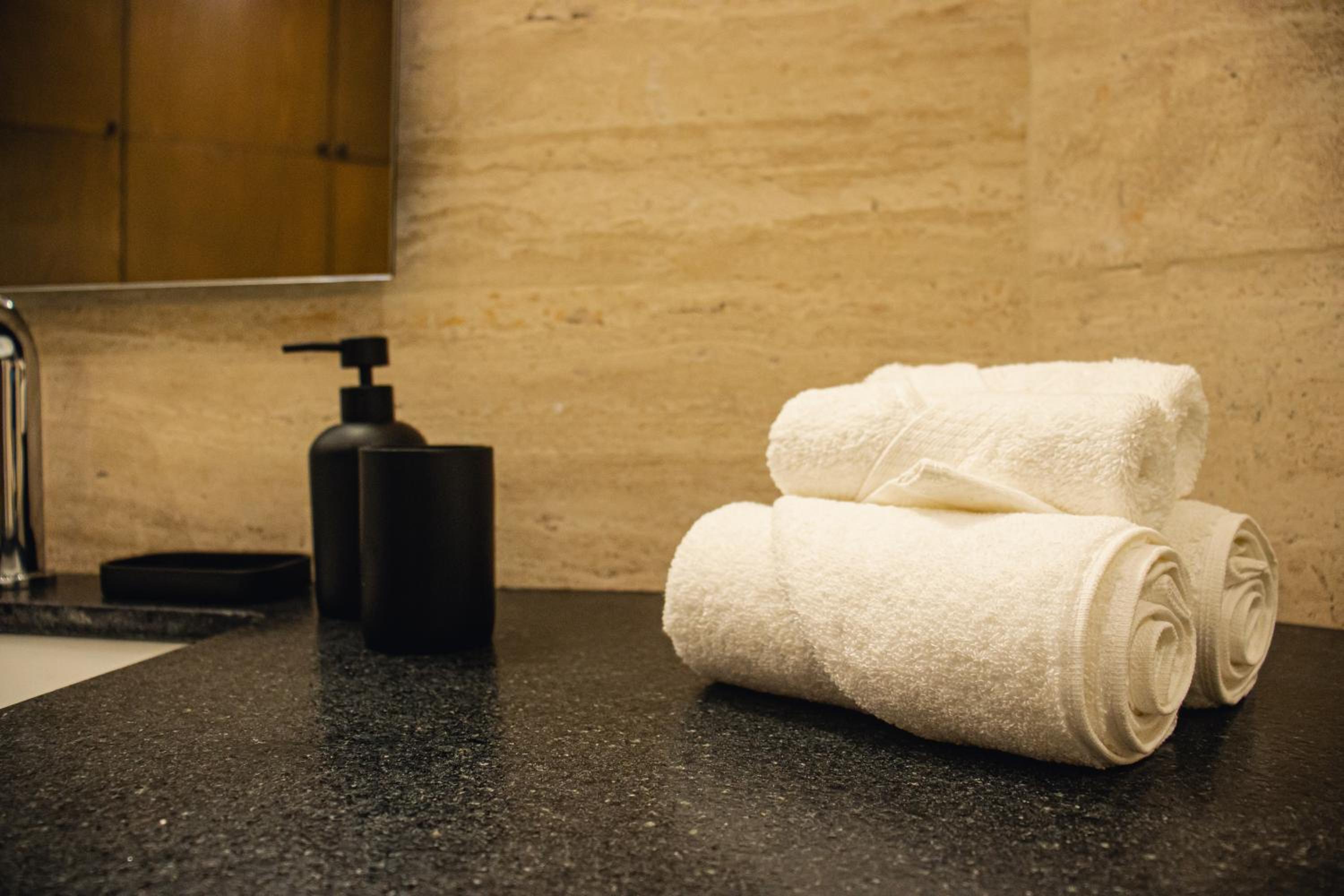 Superior Suite - Photo 6