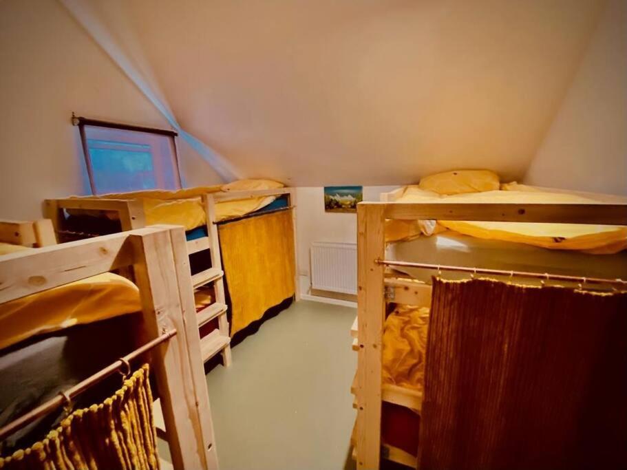 Three-Bedroom Apartment photo 1