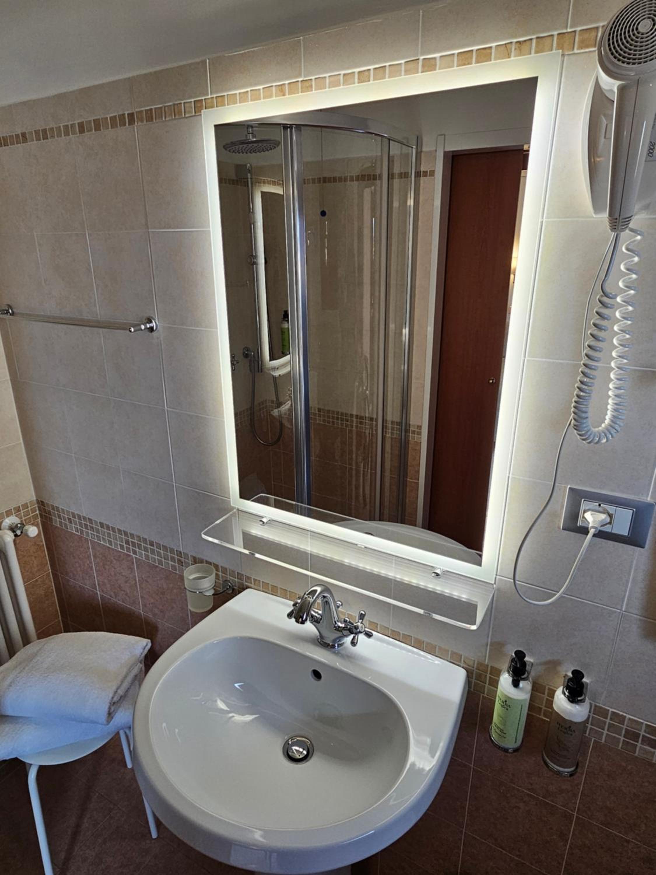 Small Double Room photo 2