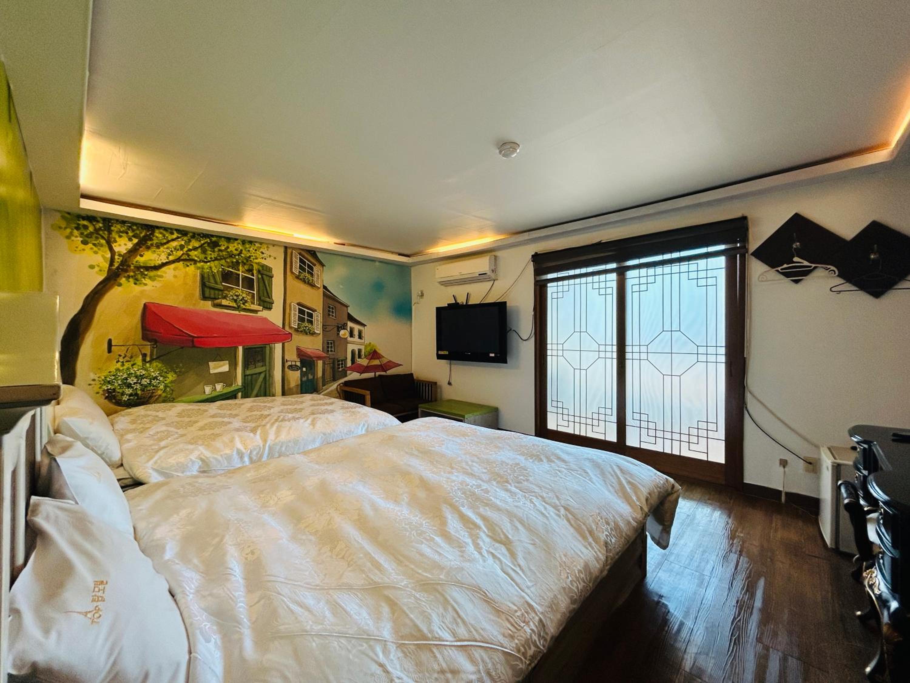 Twin Room - Photo 3
