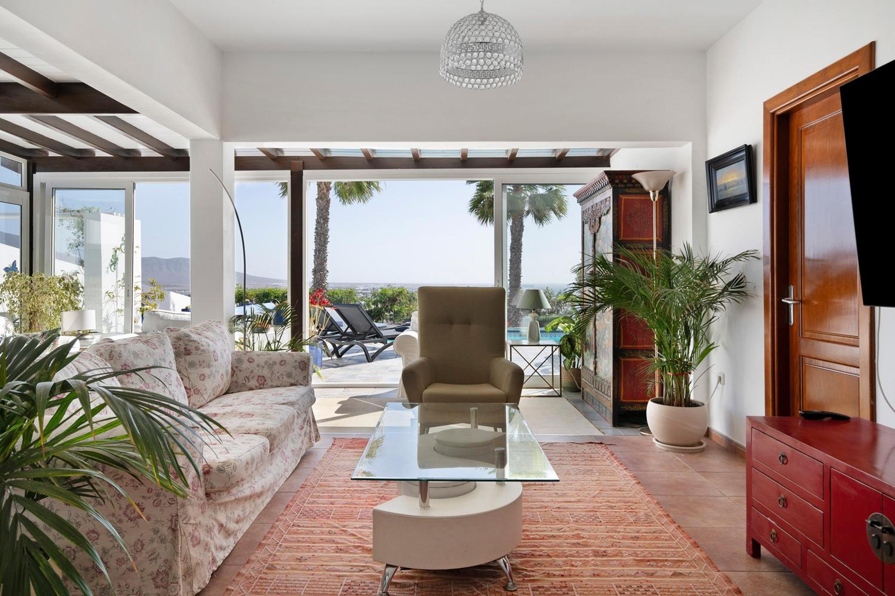 Villa con Vista al Mar