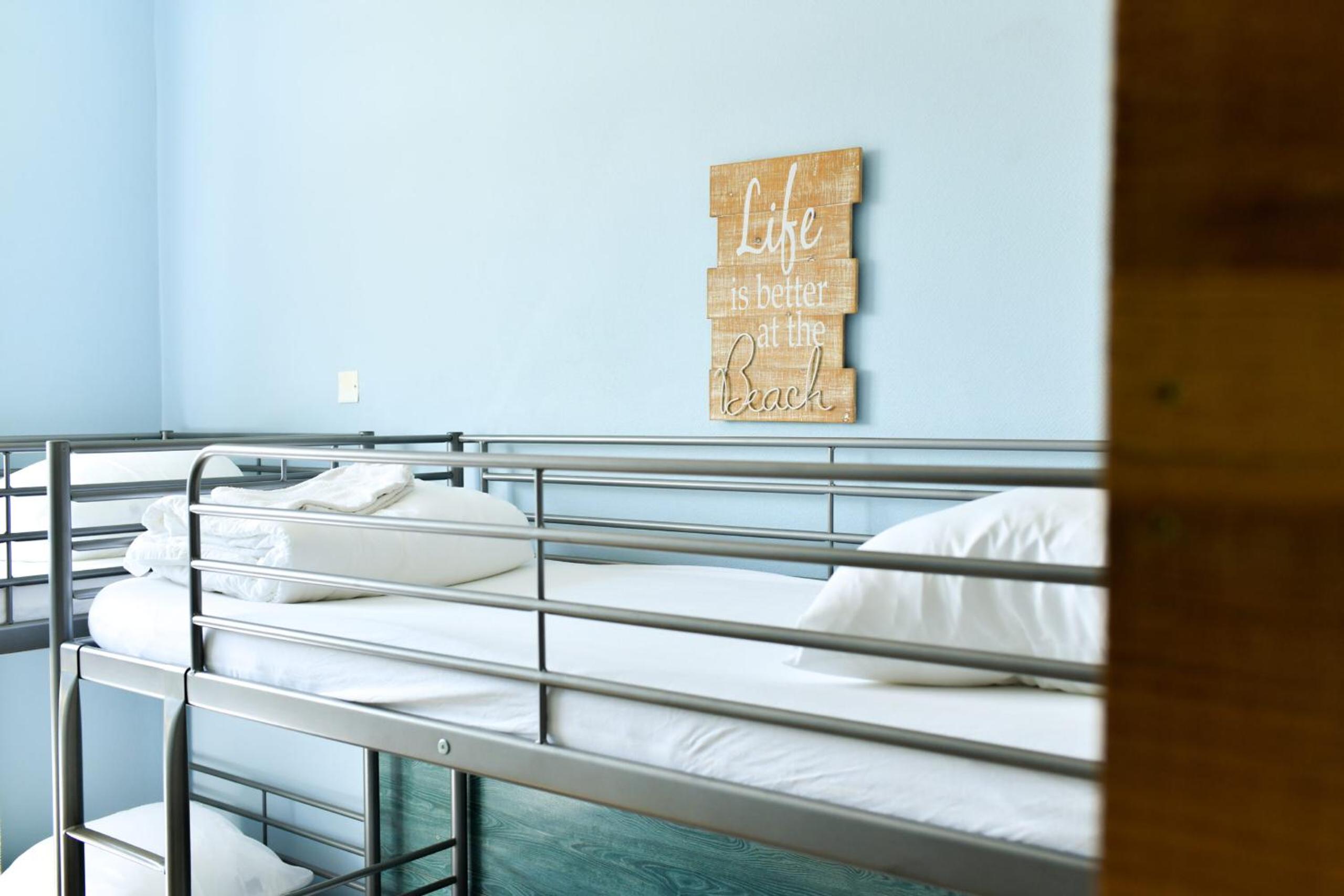 Bed in 4-Bed Mixed Dormitory Room photo 2