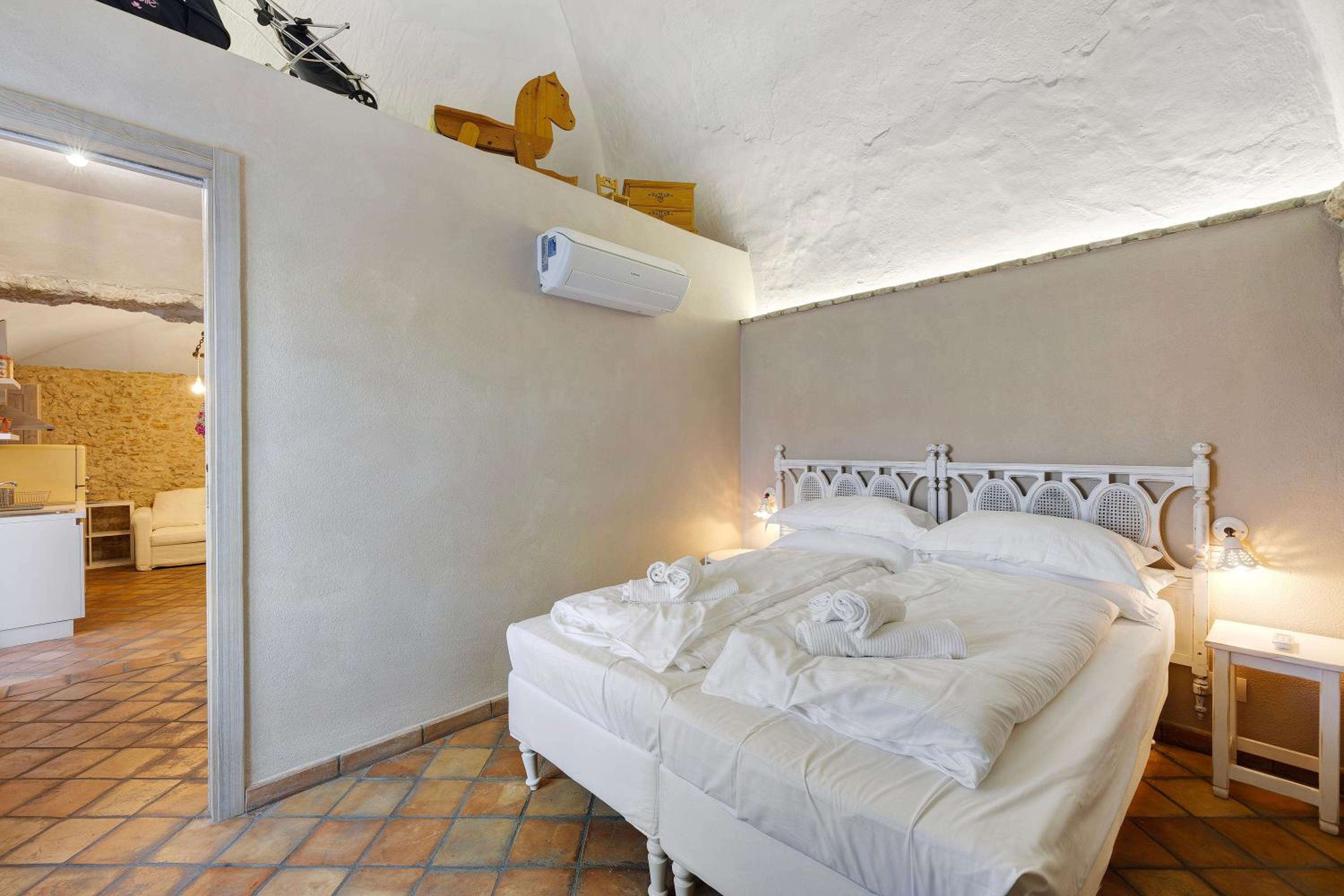 One-Bedroom Apartment with Garden View photo 1