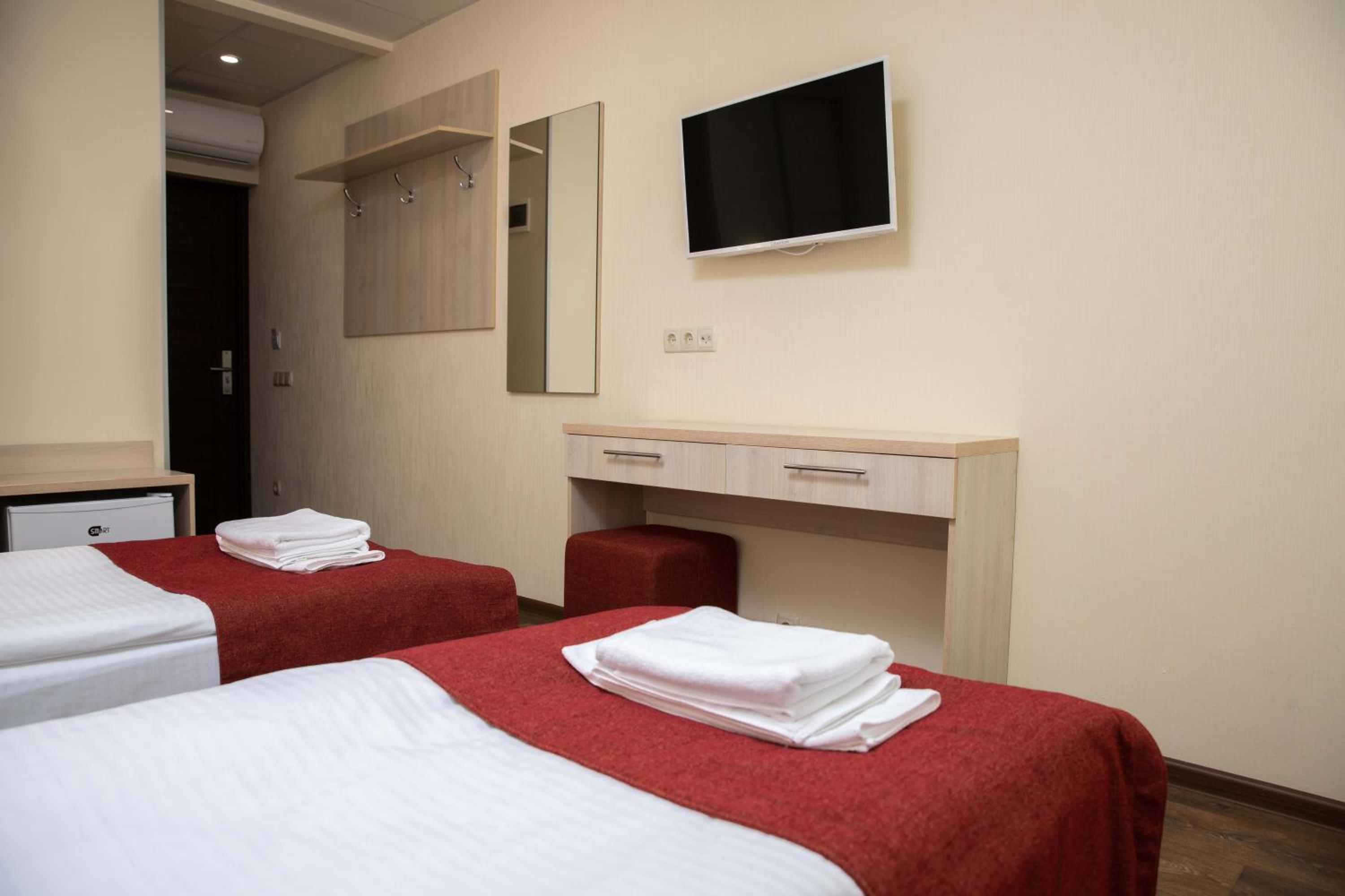 Standard Twin Room photo 2