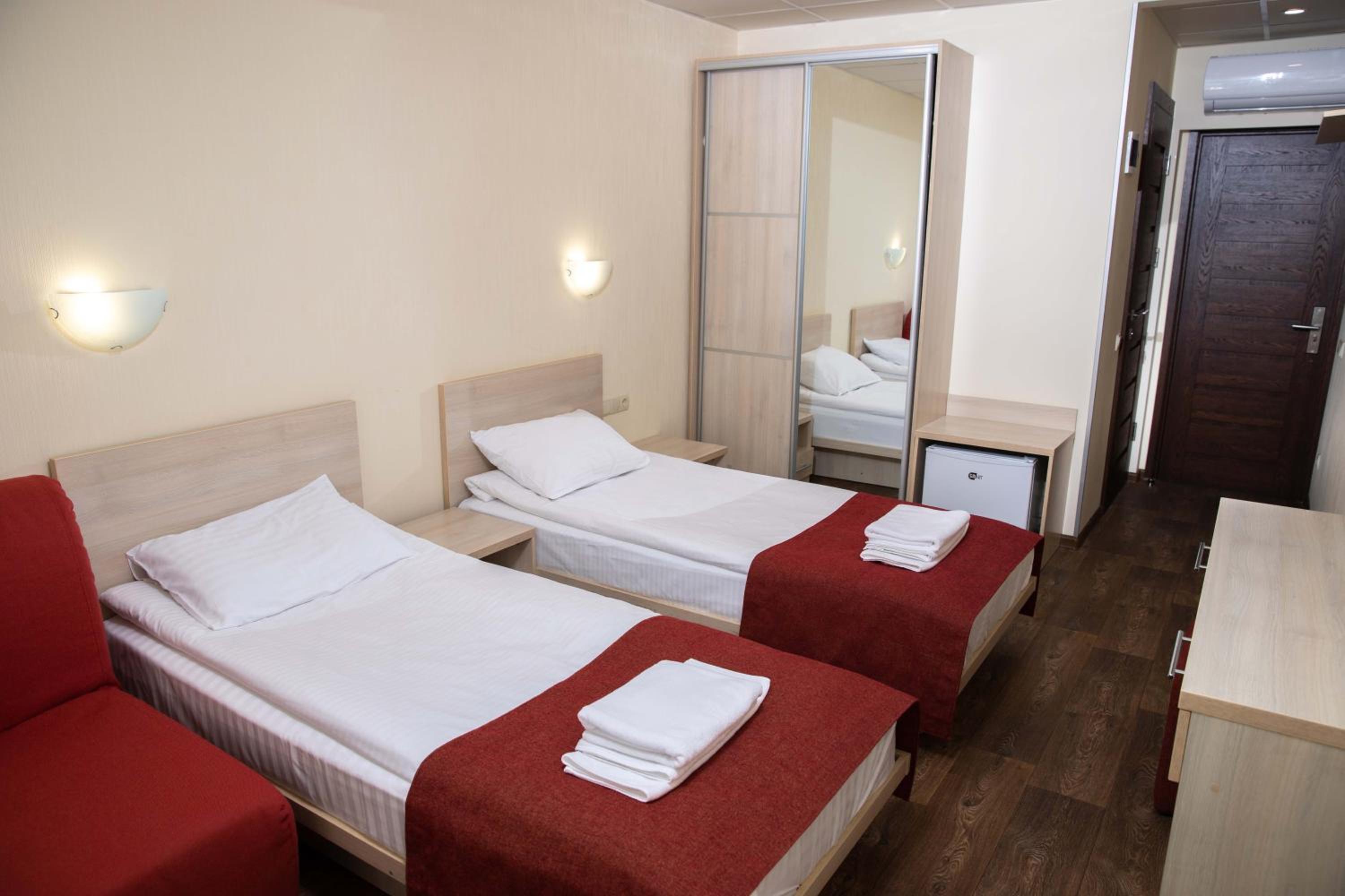 Standard Twin Room photo 3