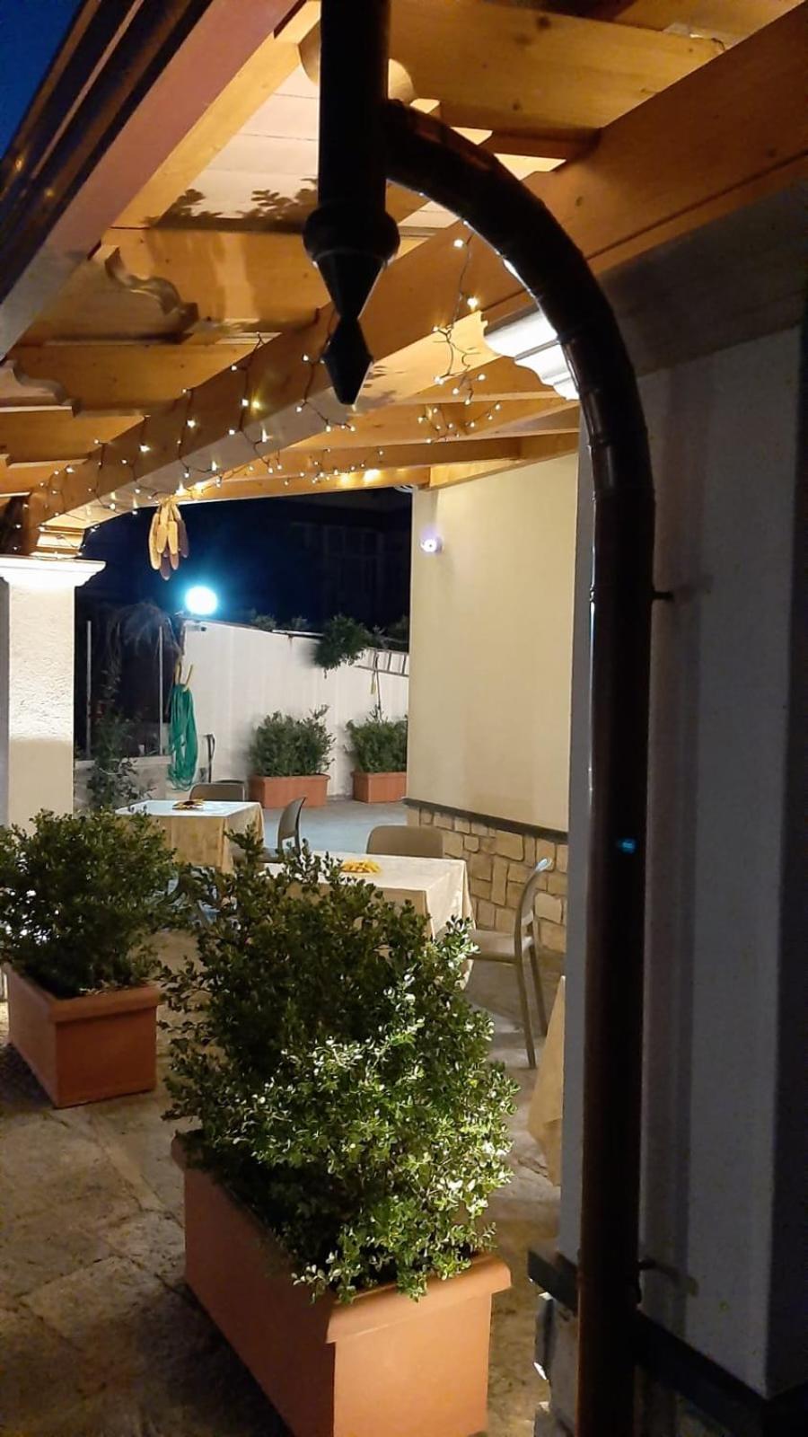 Double Room with Balcony - Photo 3