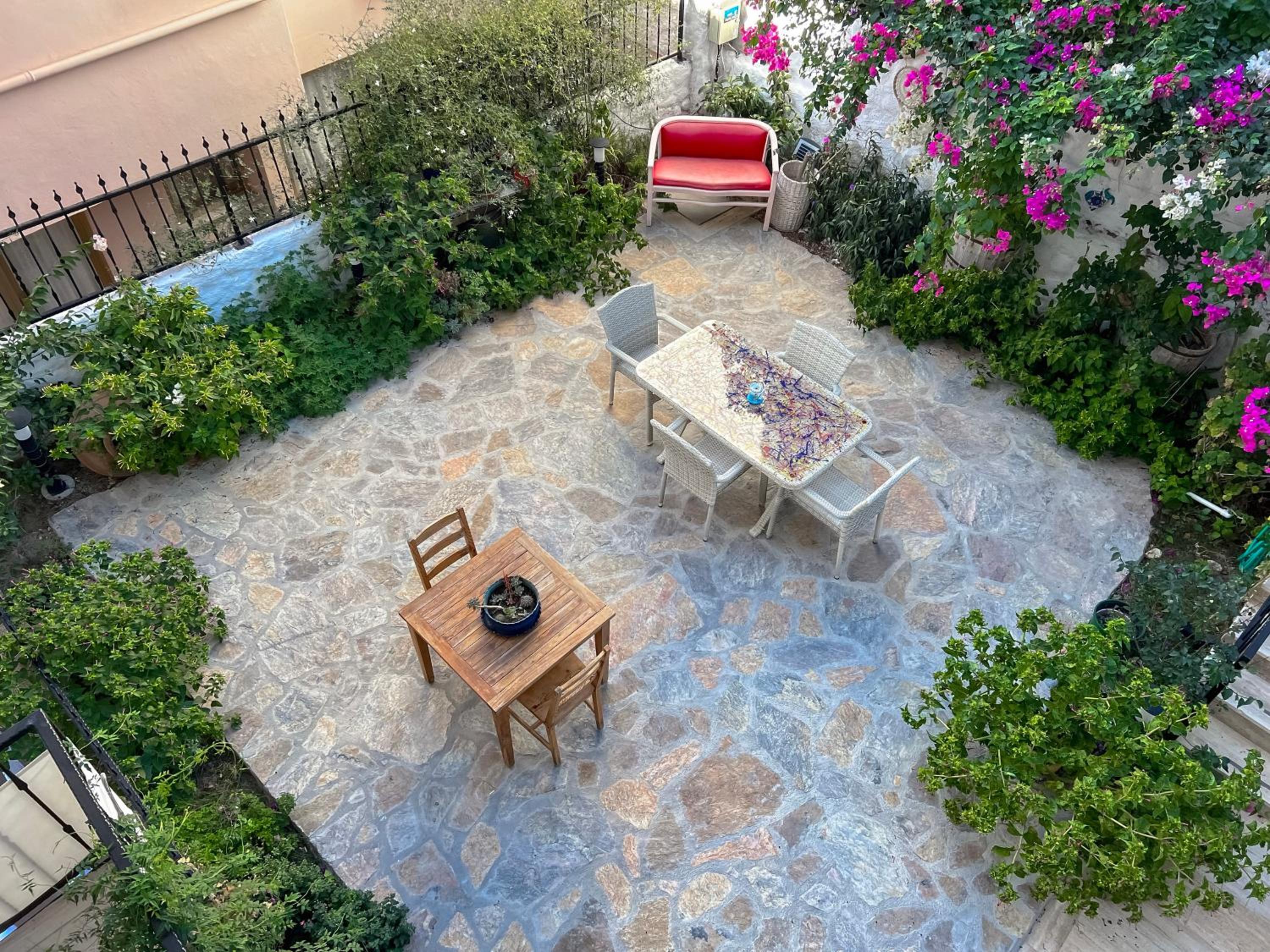 Quadruple Room with Garden View photo 3