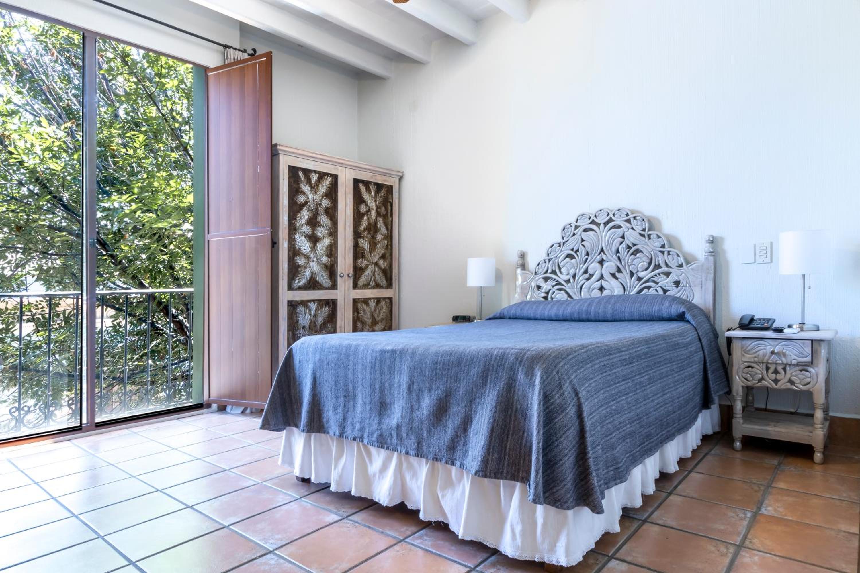 Standard Room with View - Photo 1