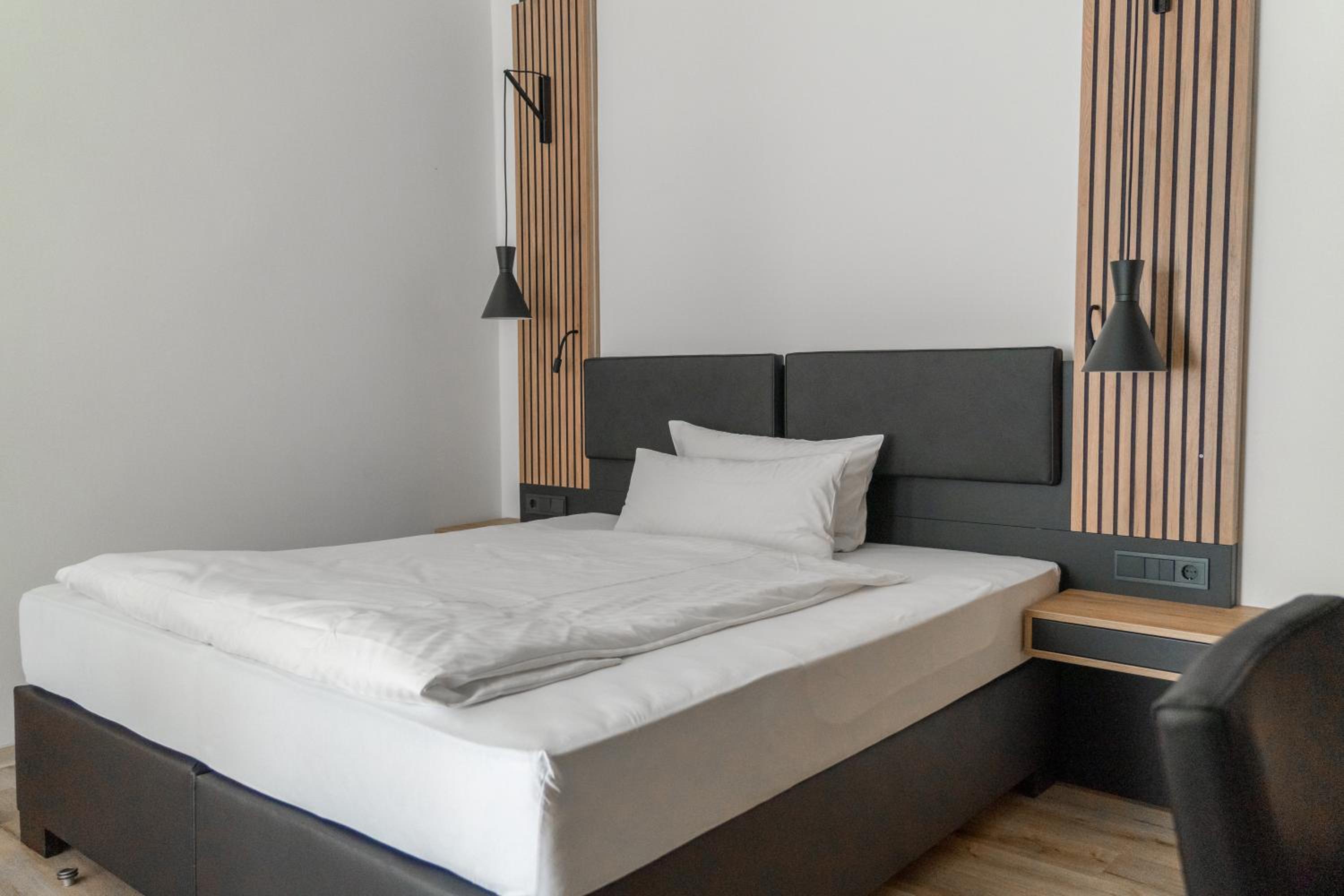 Double Room - Photo 17