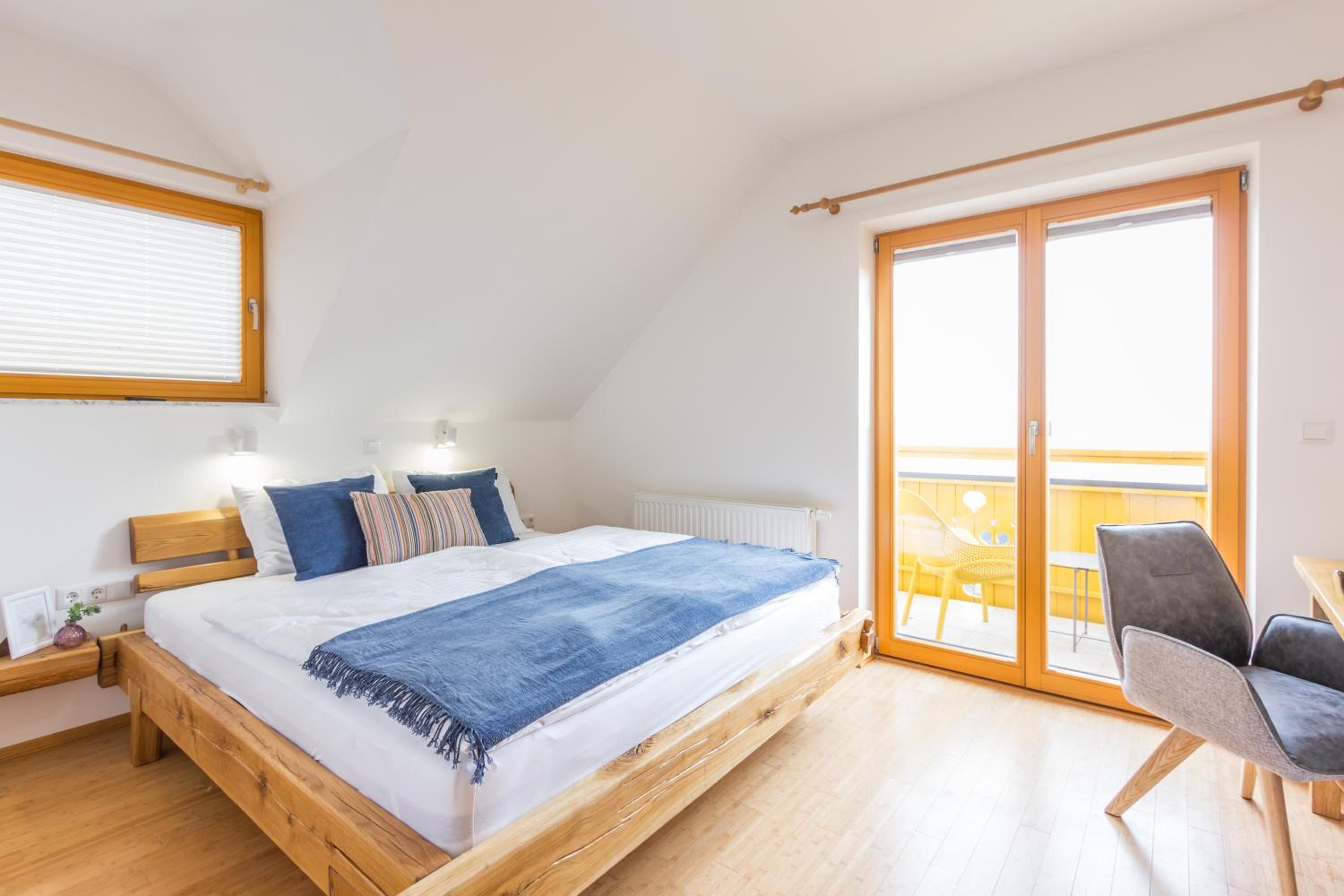 Deluxe Double Room with Balcony - Photo 1