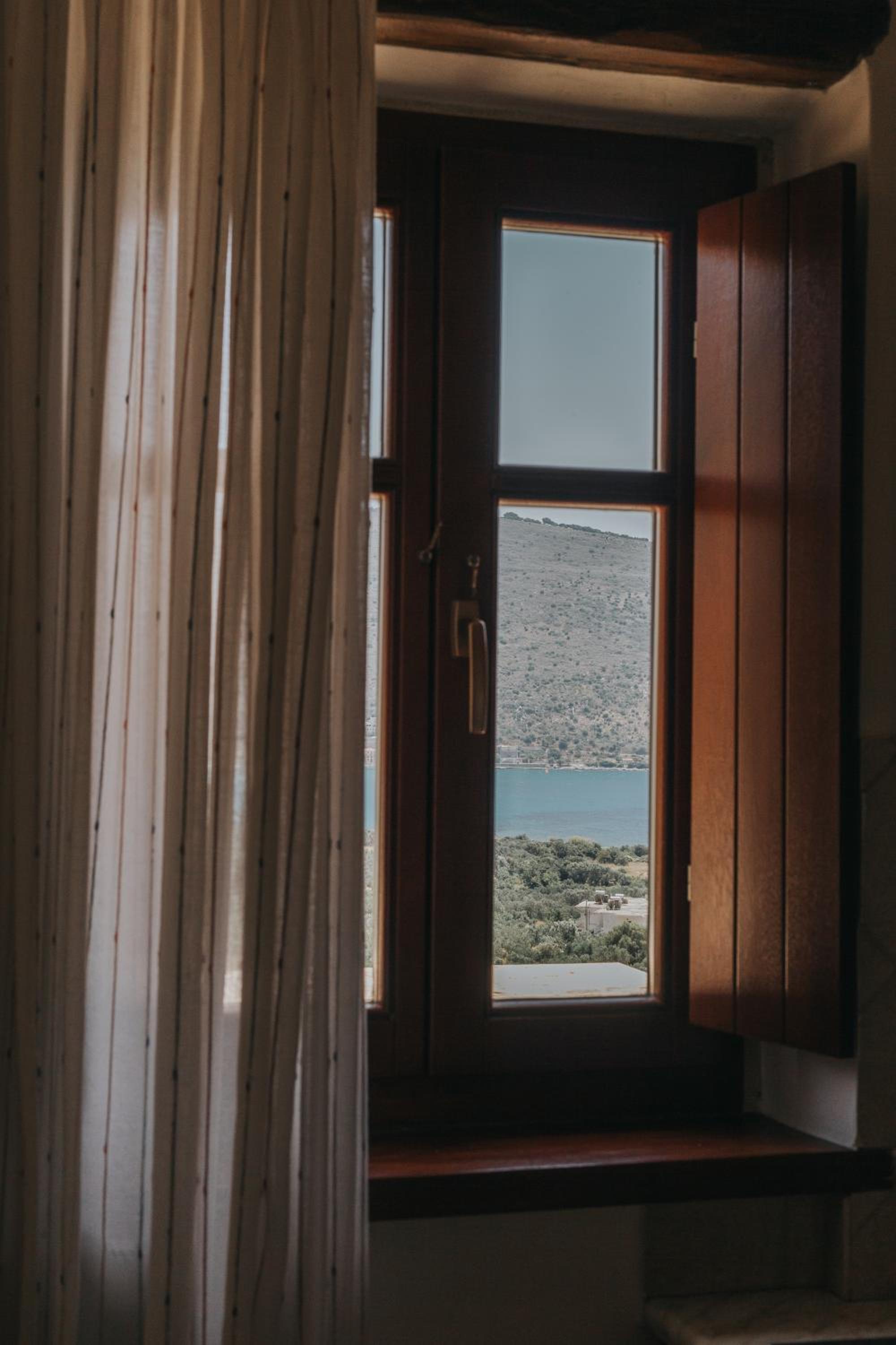 Family Suite with Sea View - Photo 24