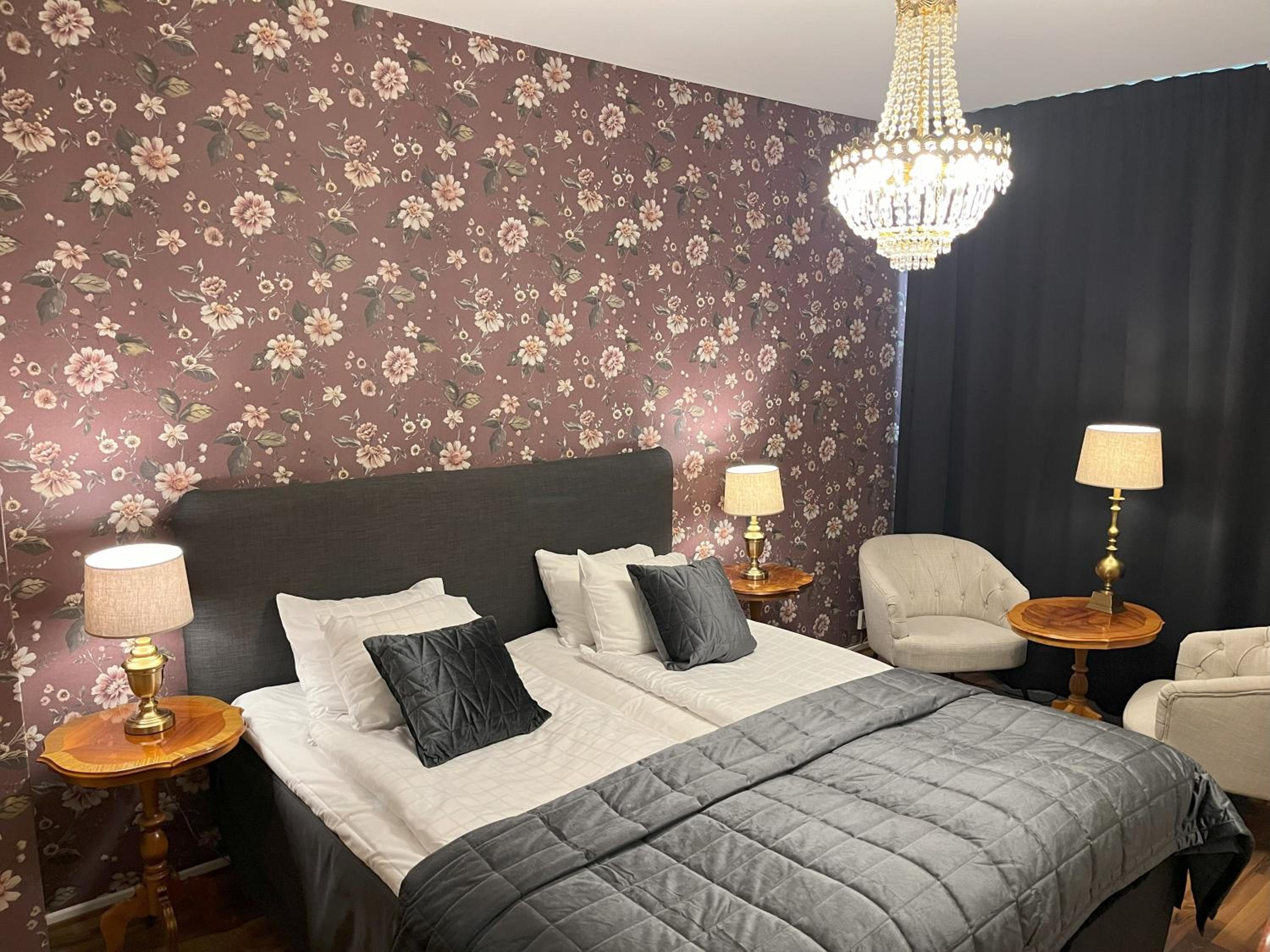 Superior Twin Room - Photo 1