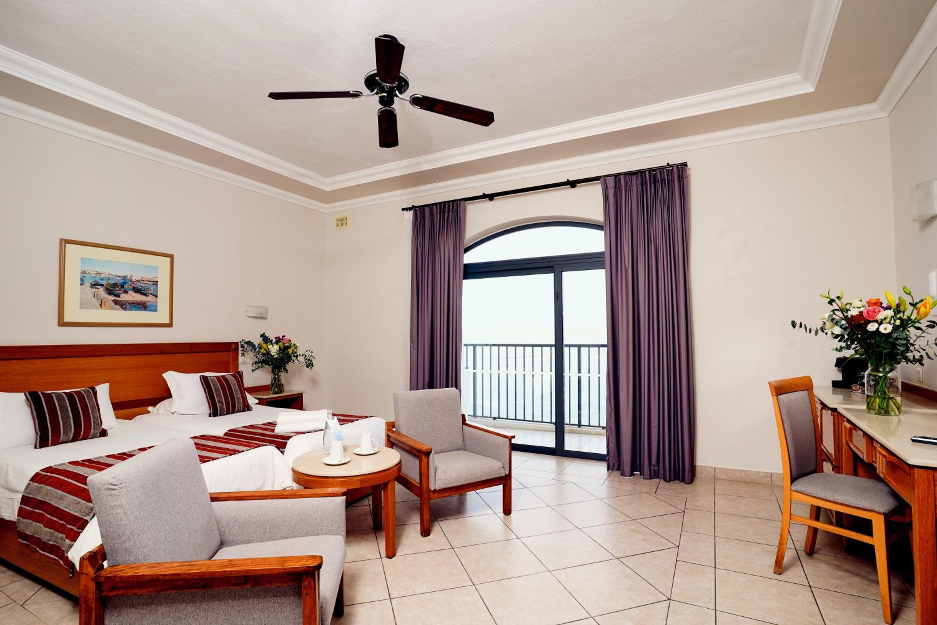 Superior Double or Twin Room with Sea View - High Floor - Photo 5