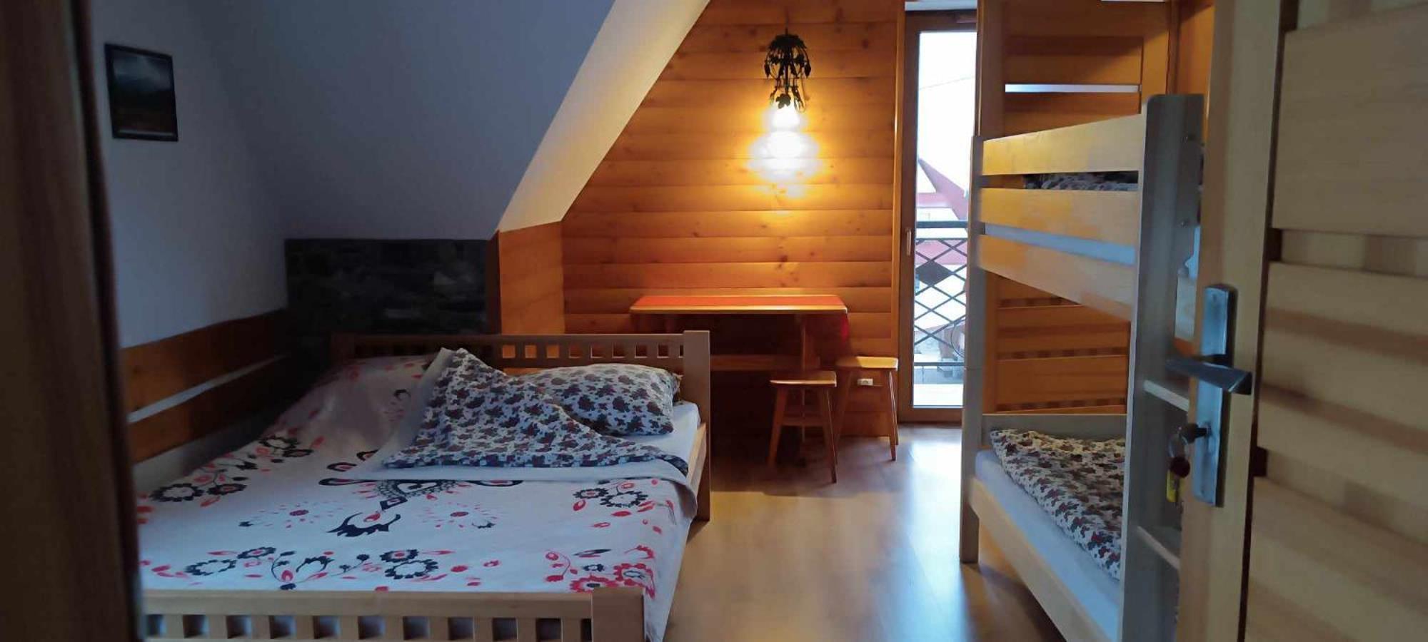 Quadruple Room with Mountain View - Photo 6