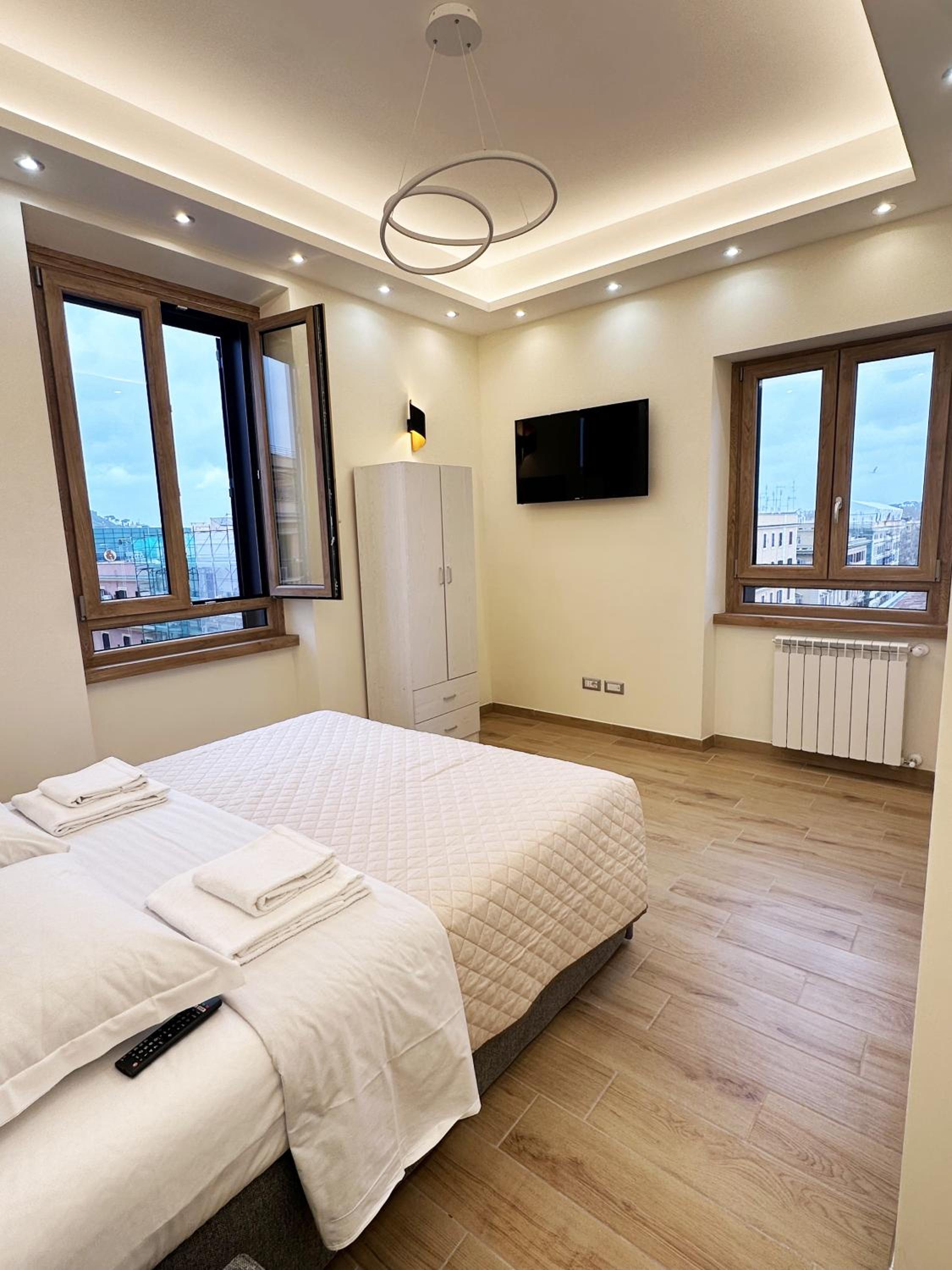 Triple Room with City View