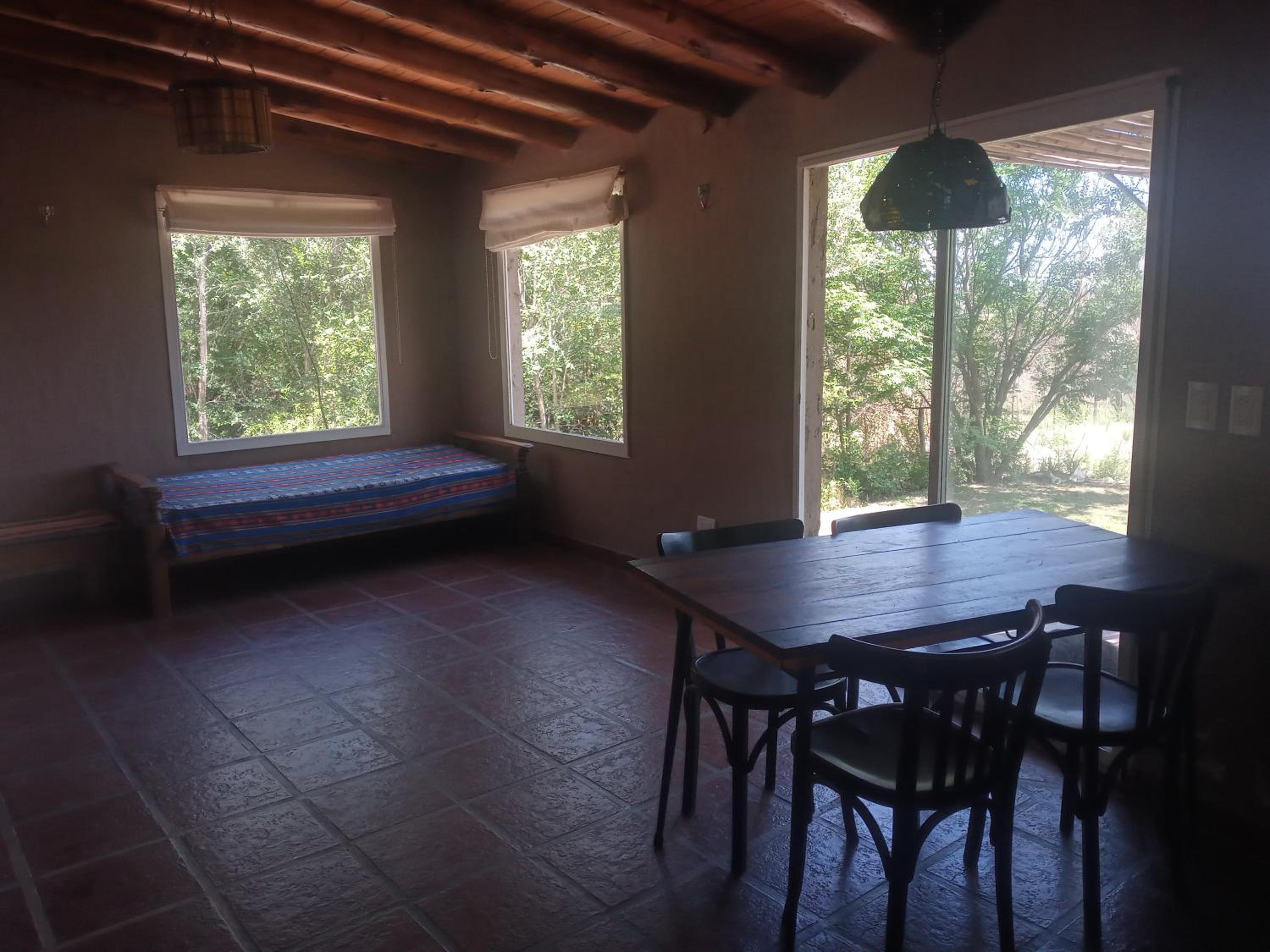 One-Bedroom House photo 1