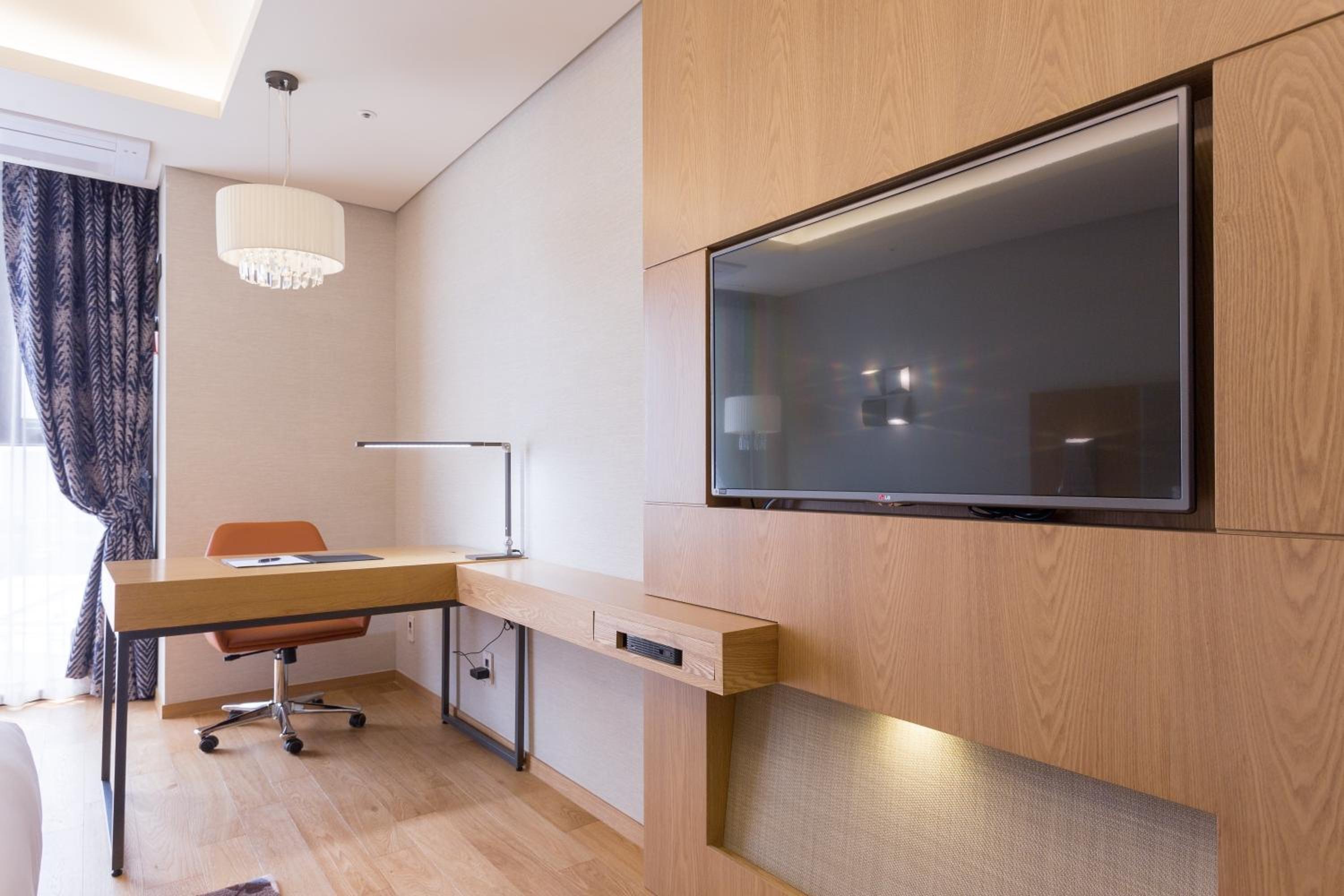 Deluxe Double Room - Photo 1