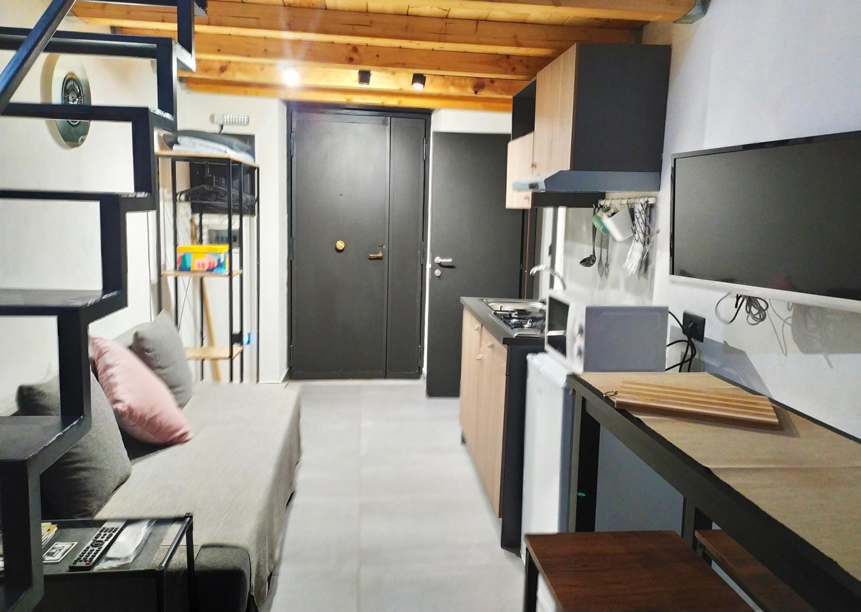 One-Bedroom House