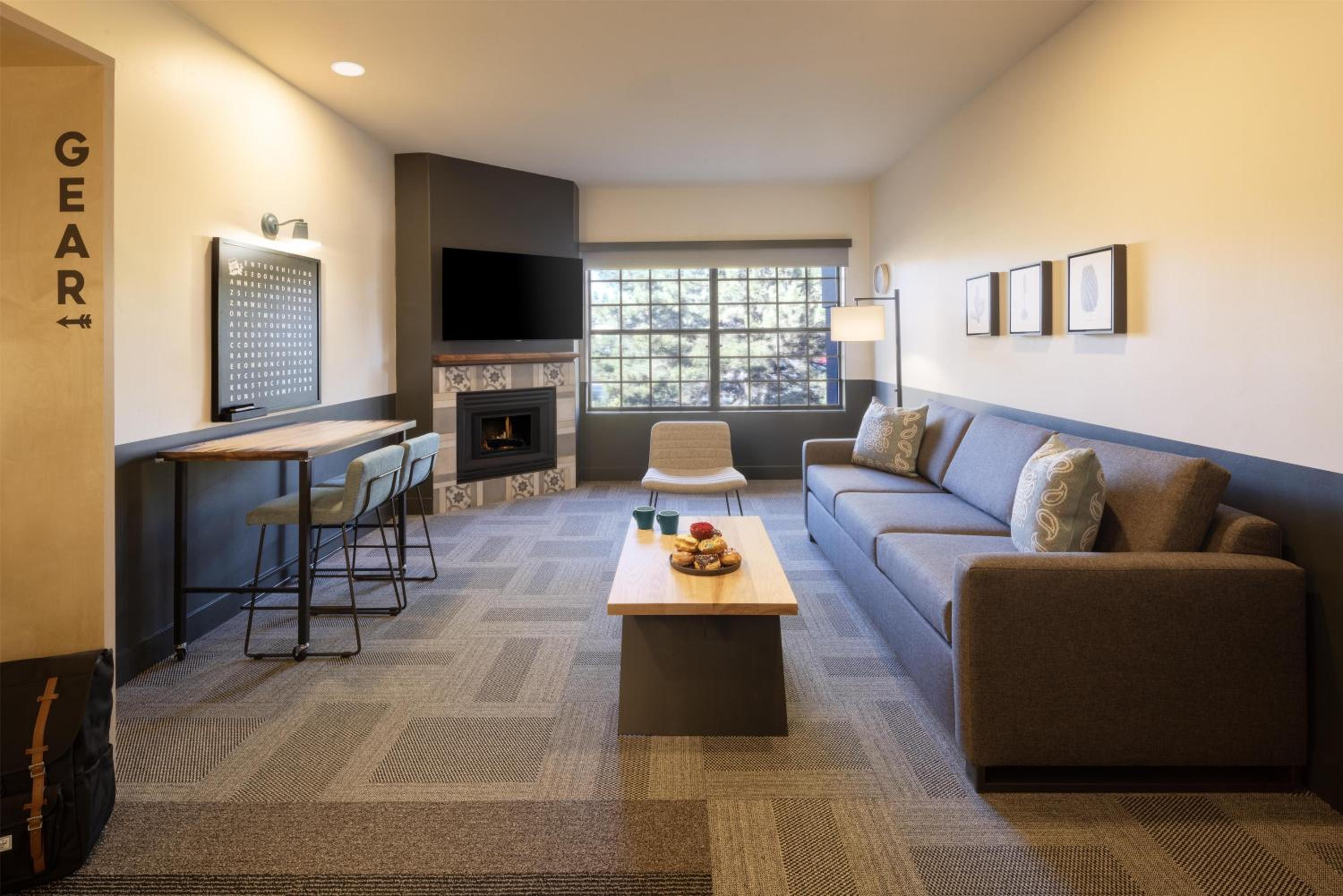Junior King Suite with Seating Area
