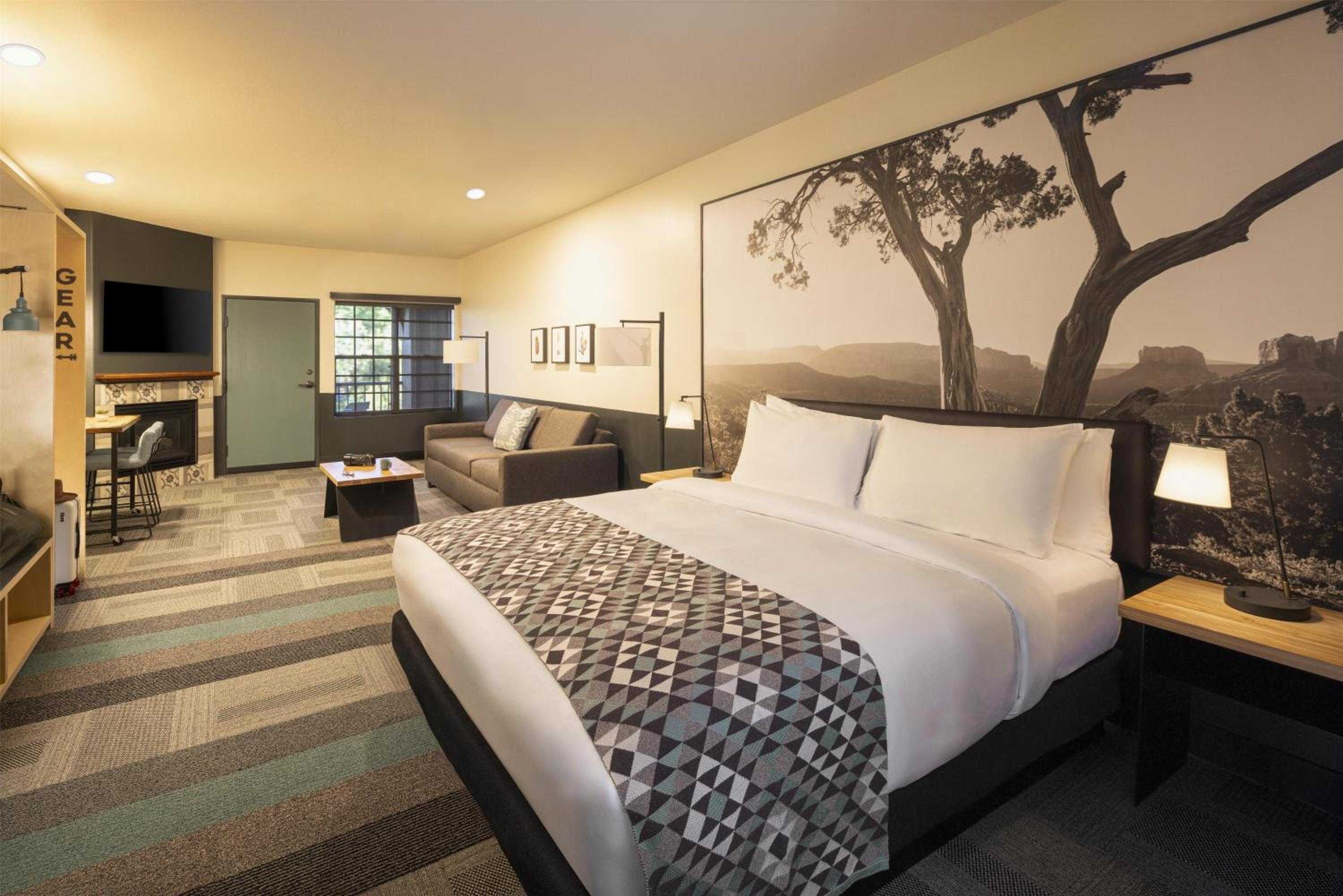 Junior King Suite with Patio