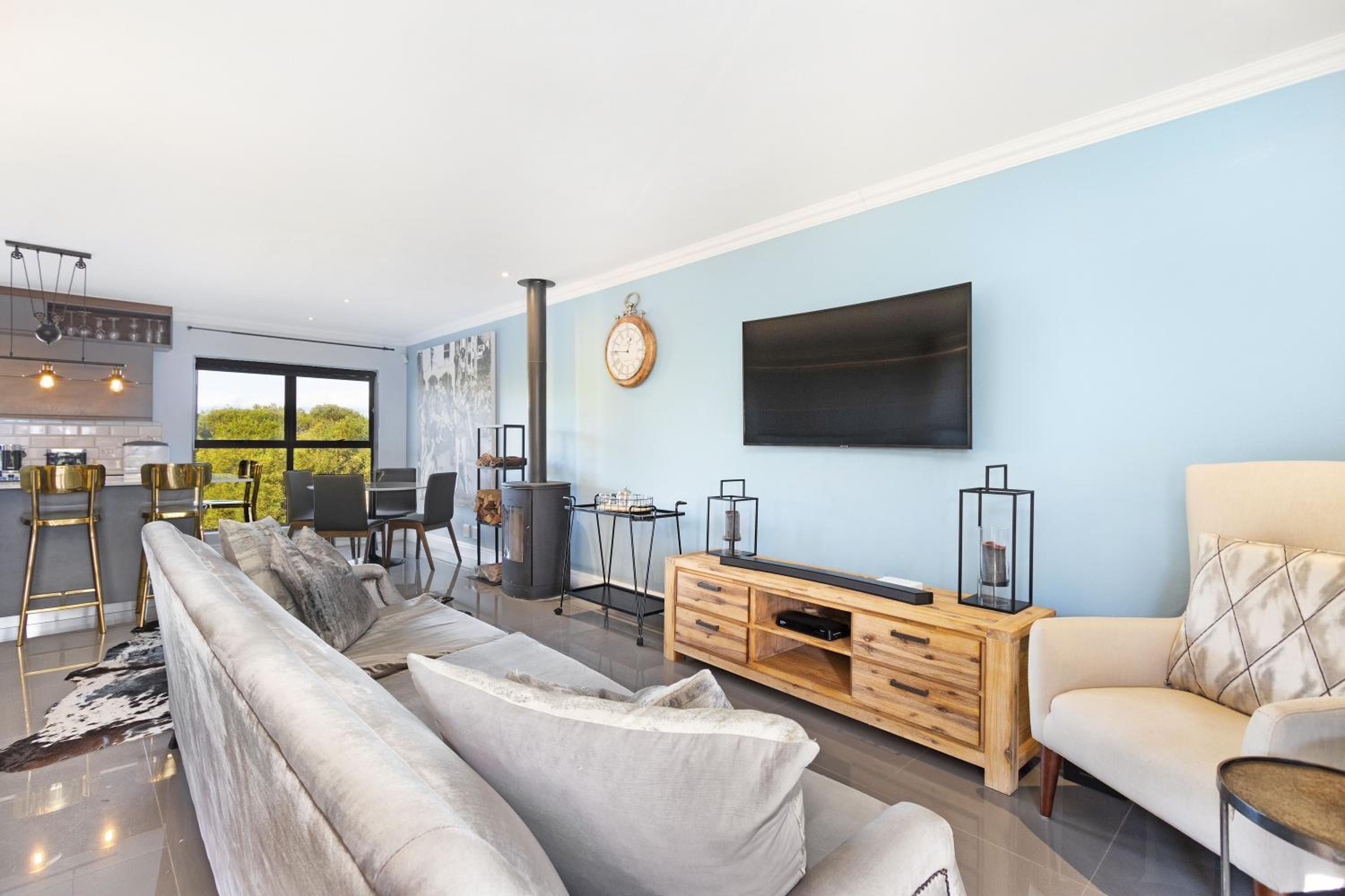 Standard Apartment photo 1