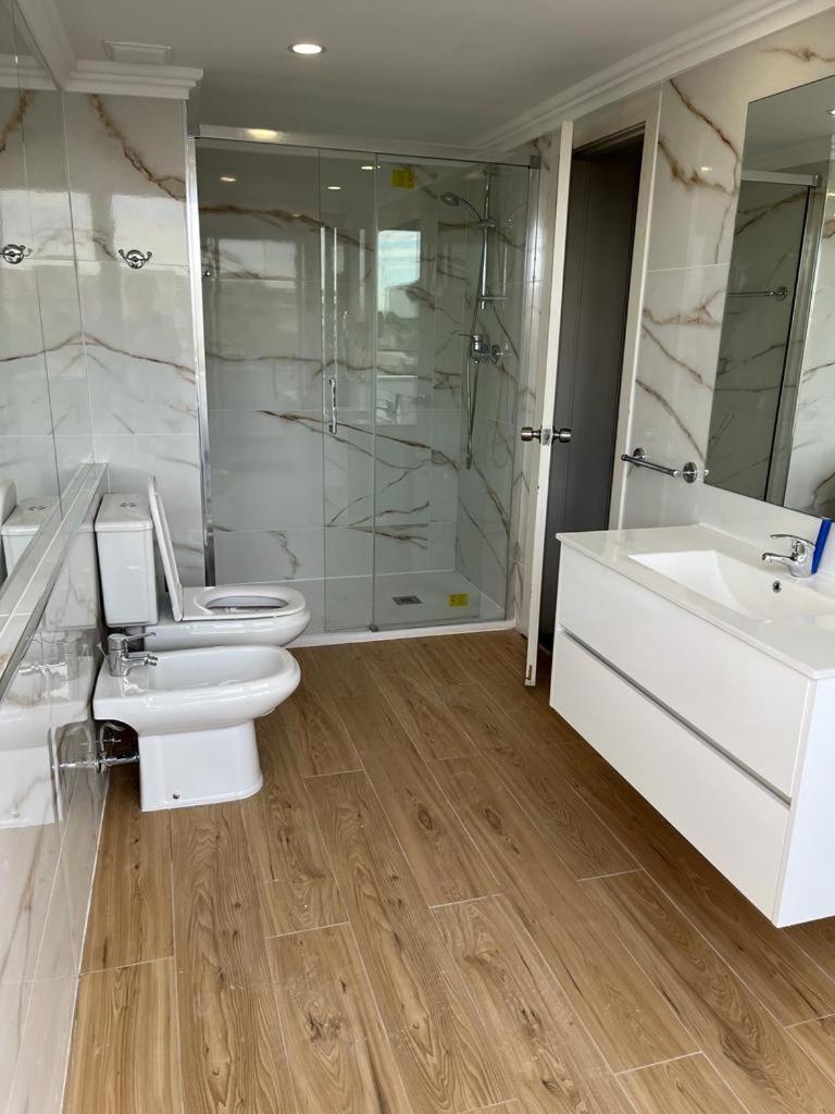 Double or Twin Room - Photo 8